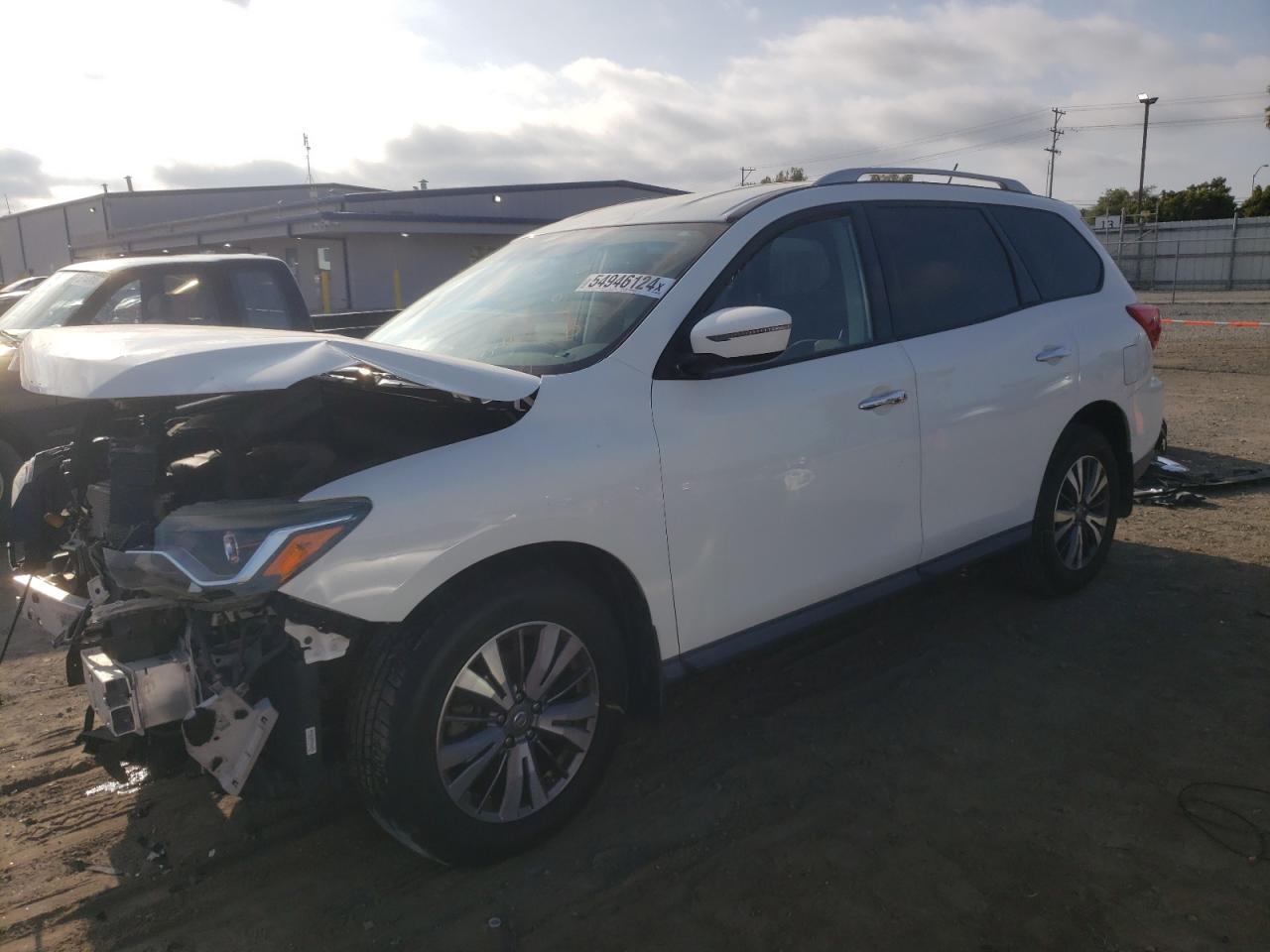 NISSAN PATHFINDER 2017 5n1dr2mnxhc682951