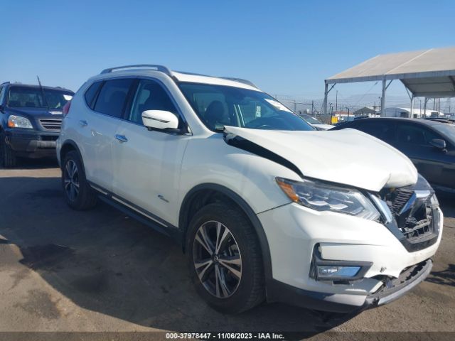 NISSAN ROGUE 2017 5n1et2mv2hc769524