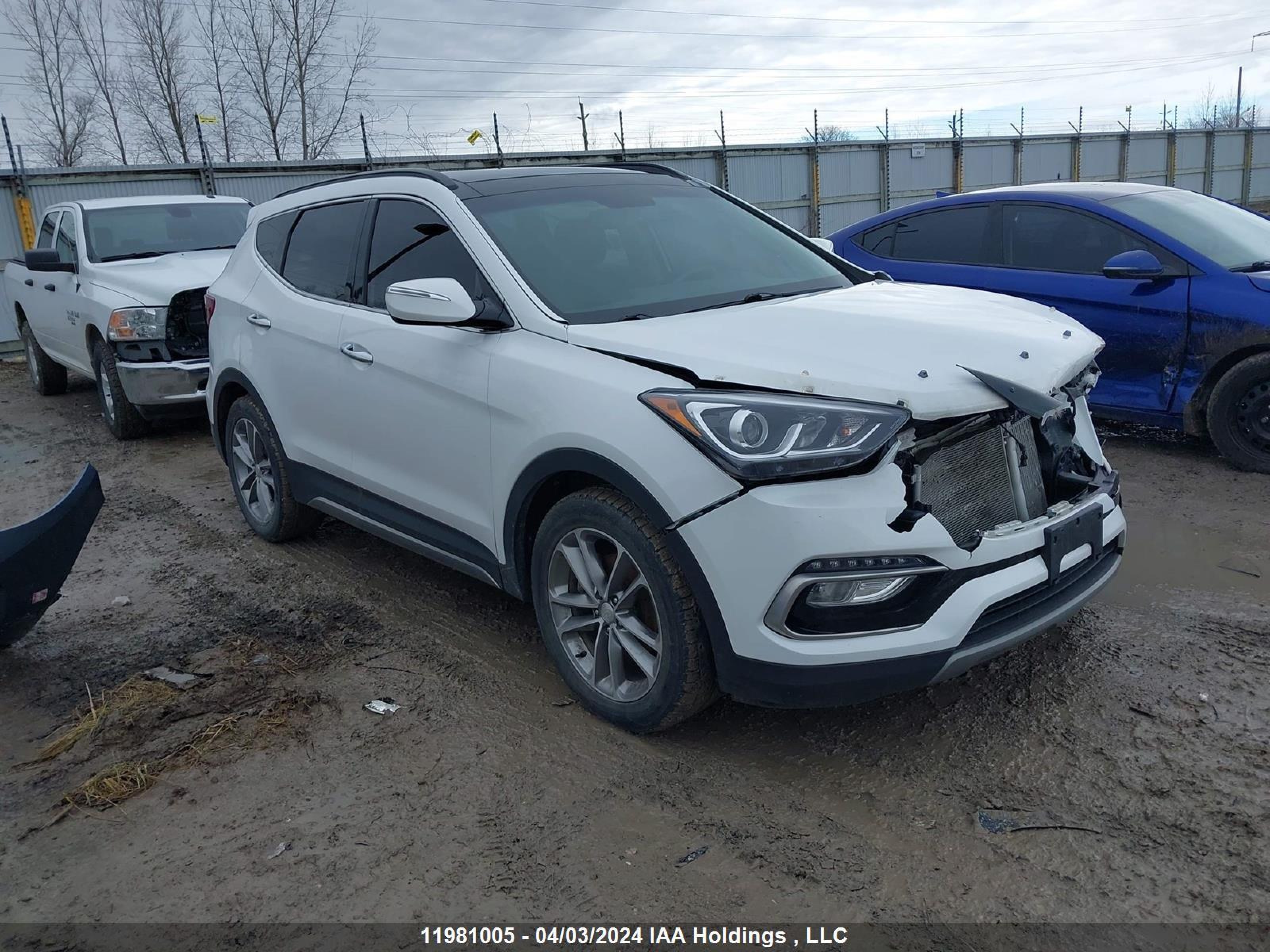 HYUNDAI SANTA FE 2018 5nmzudla5jh070893