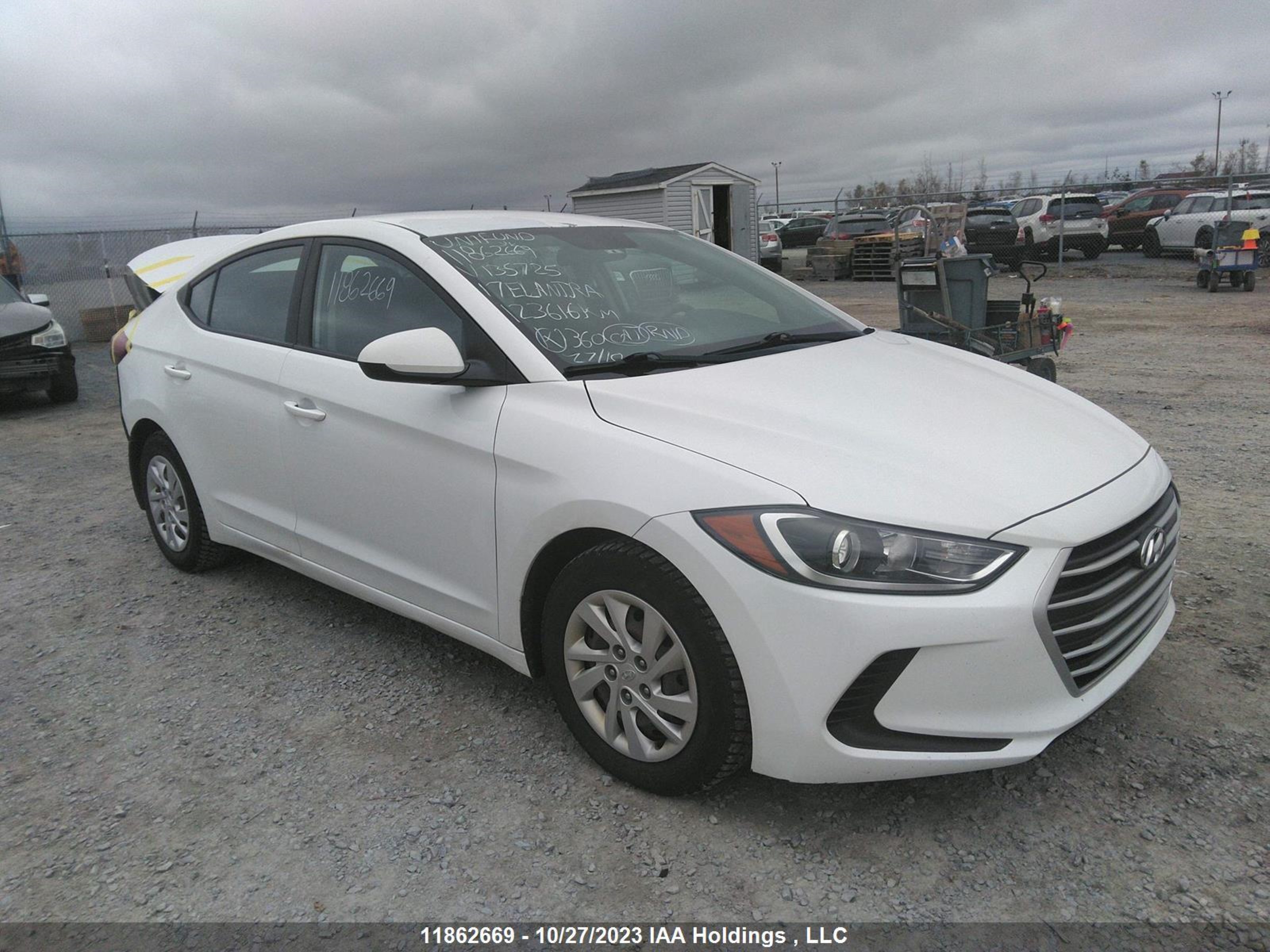 HYUNDAI ELANTRA 2017 5npd74lf0hh135725