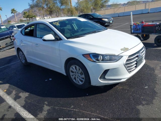 HYUNDAI ELANTRA 2018 5npd74lf0jh317205