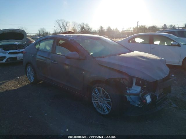 HYUNDAI ELANTRA 2018 5npd74lf0jh389344