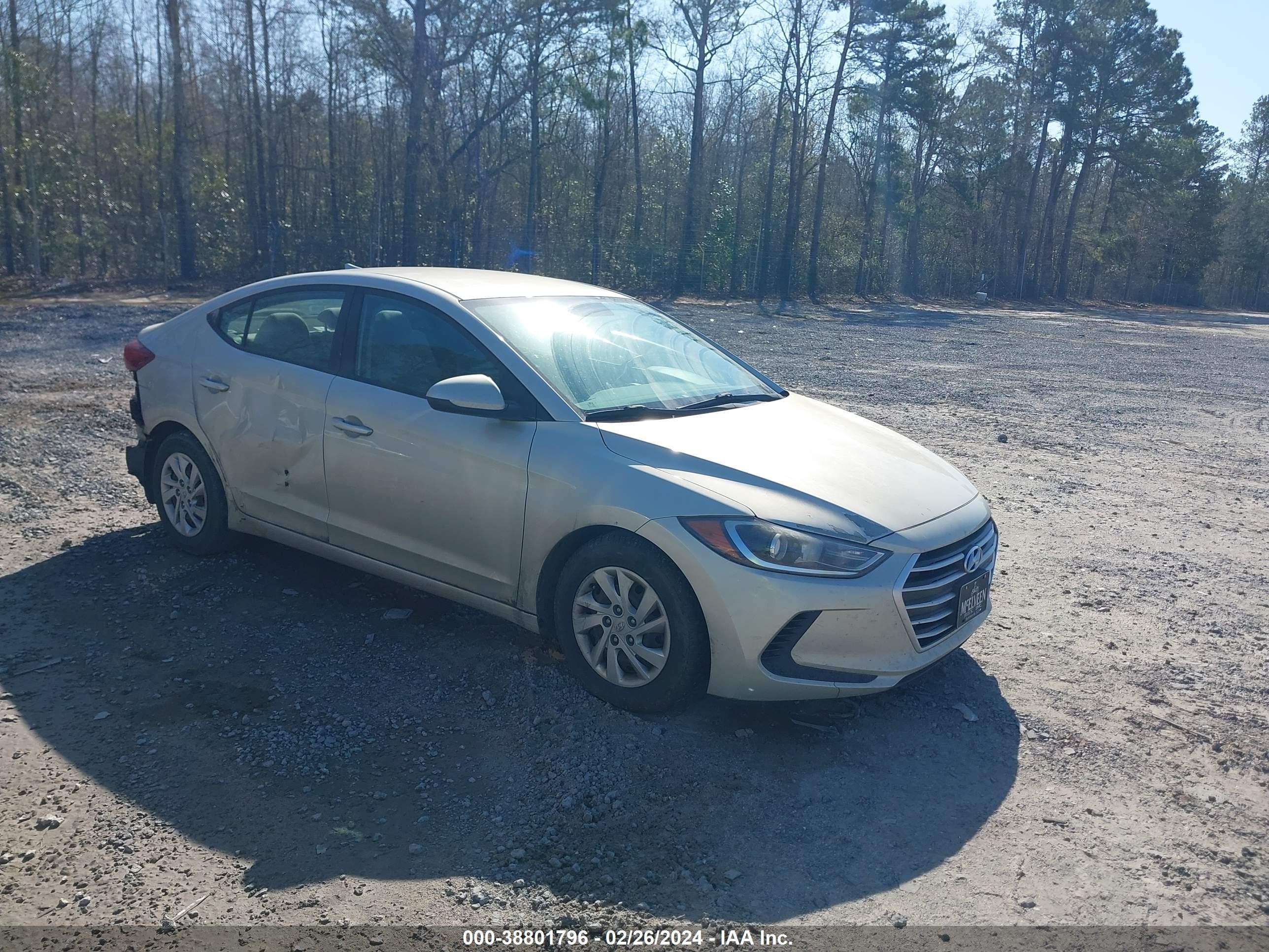 HYUNDAI ELANTRA 2017 5npd74lf1hh100823