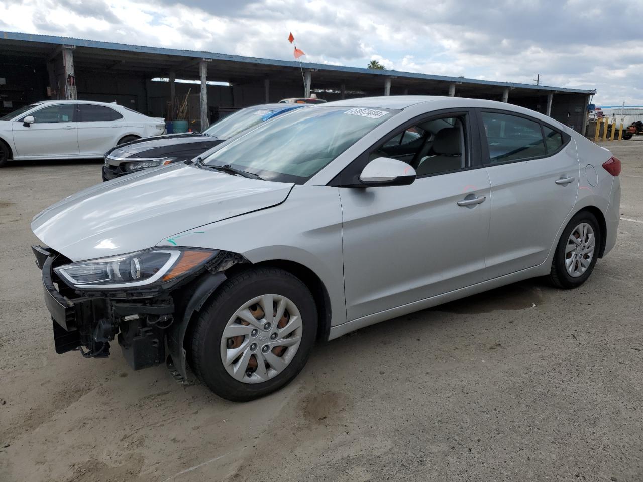 HYUNDAI ELANTRA 2017 5npd74lf1hh193326