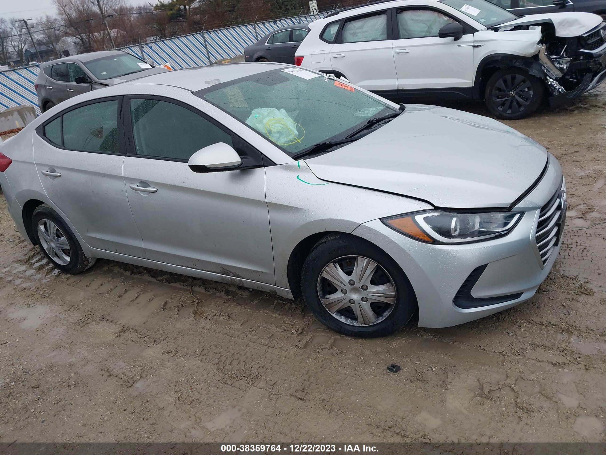 HYUNDAI ELANTRA 2017 5npd74lf2hh104430