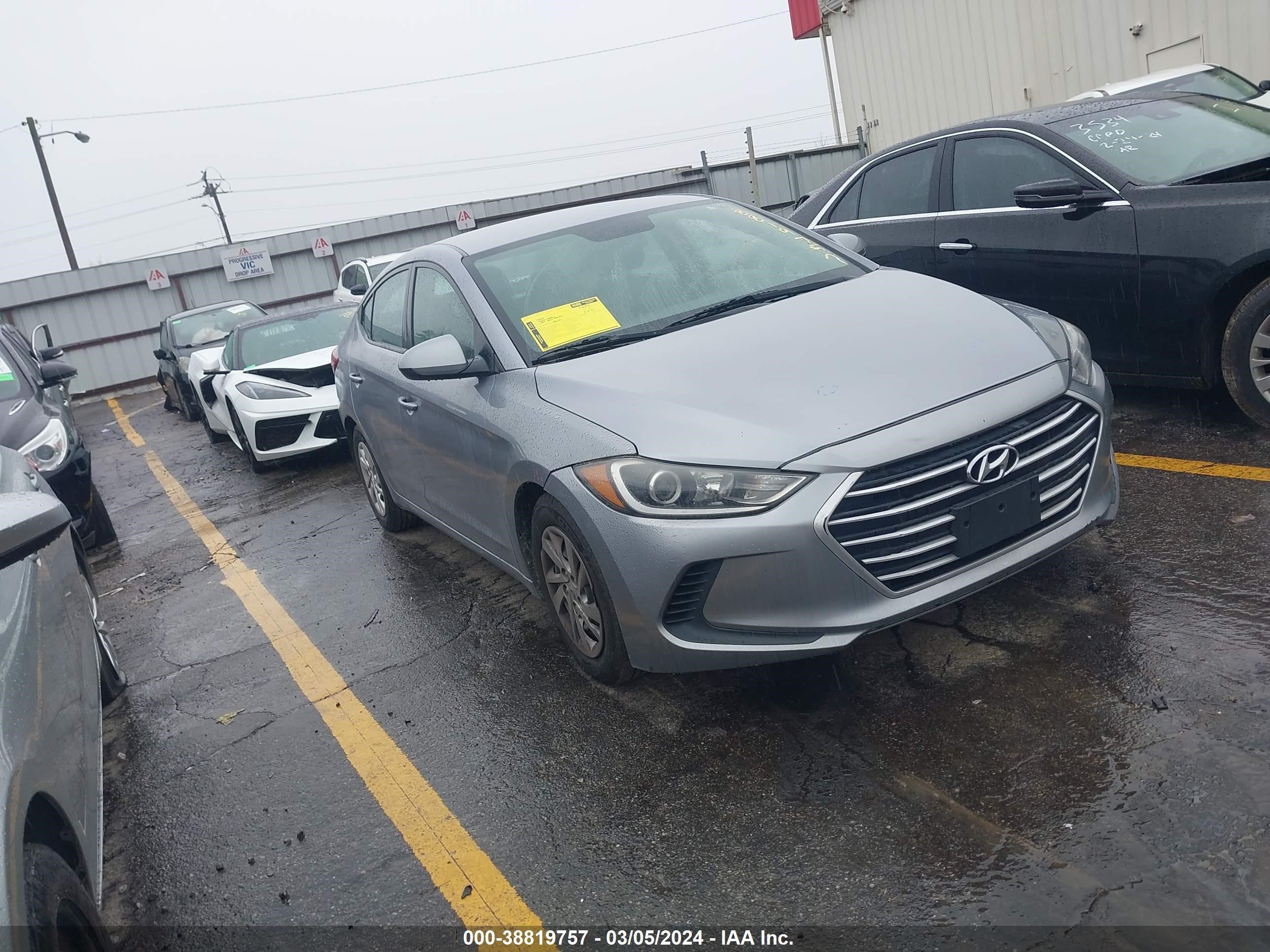 HYUNDAI ELANTRA 2017 5npd74lf2hh171545