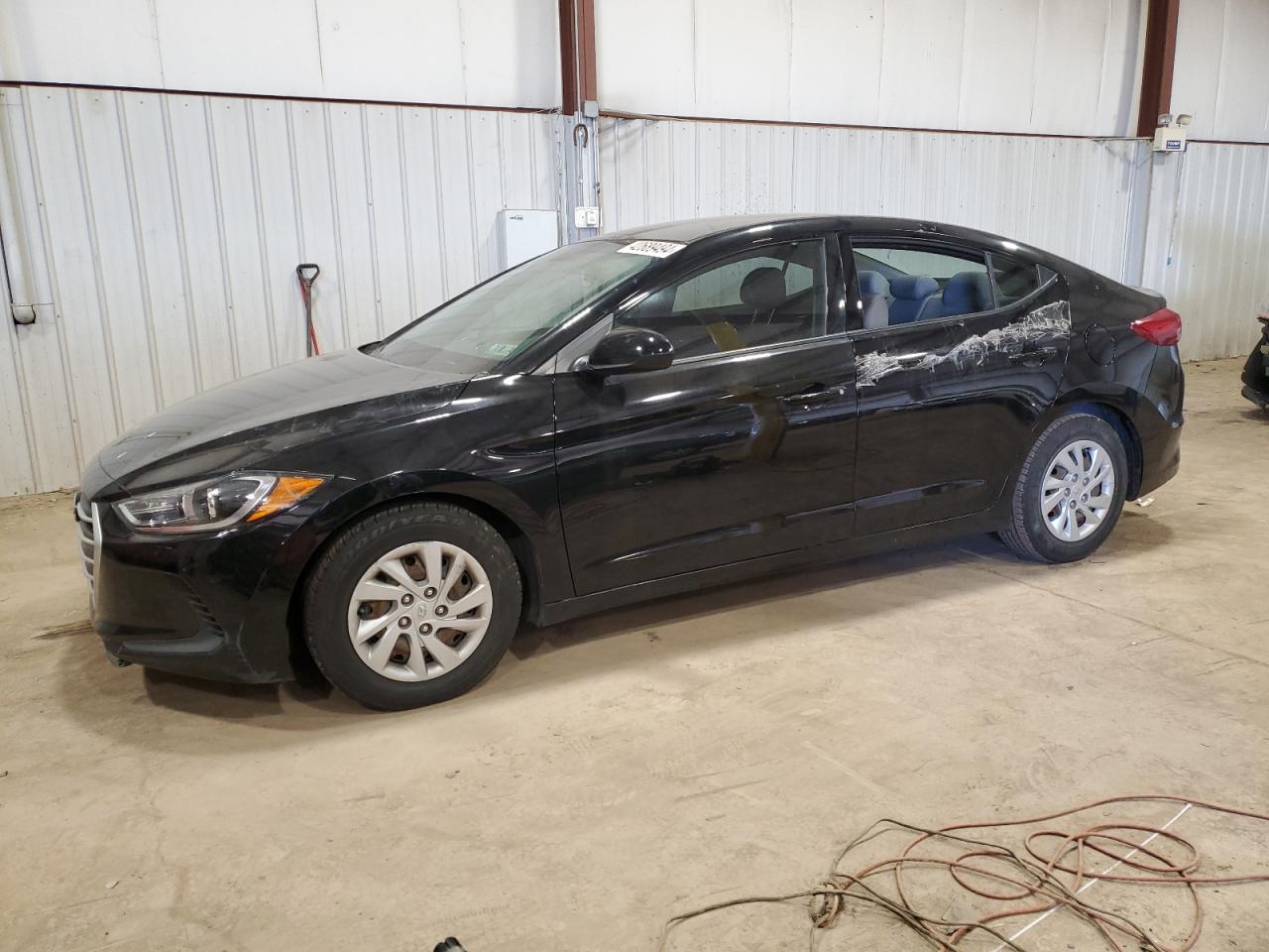 HYUNDAI ELANTRA 2018 5npd74lf2jh263244