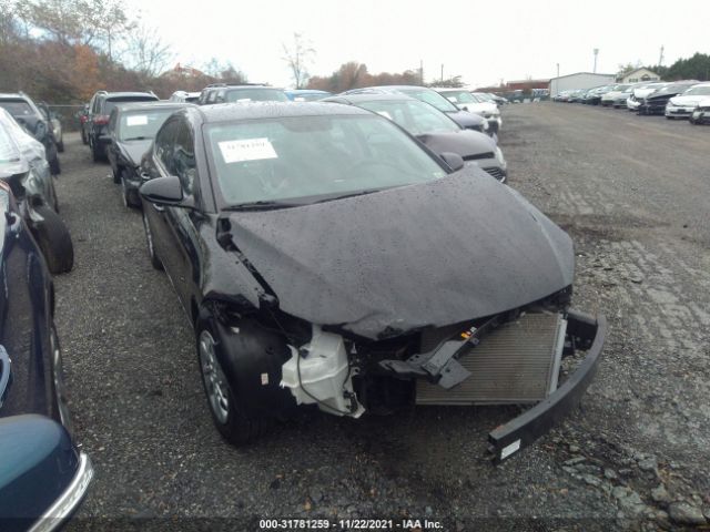 HYUNDAI ELANTRA 2018 5npd74lf2jh395341