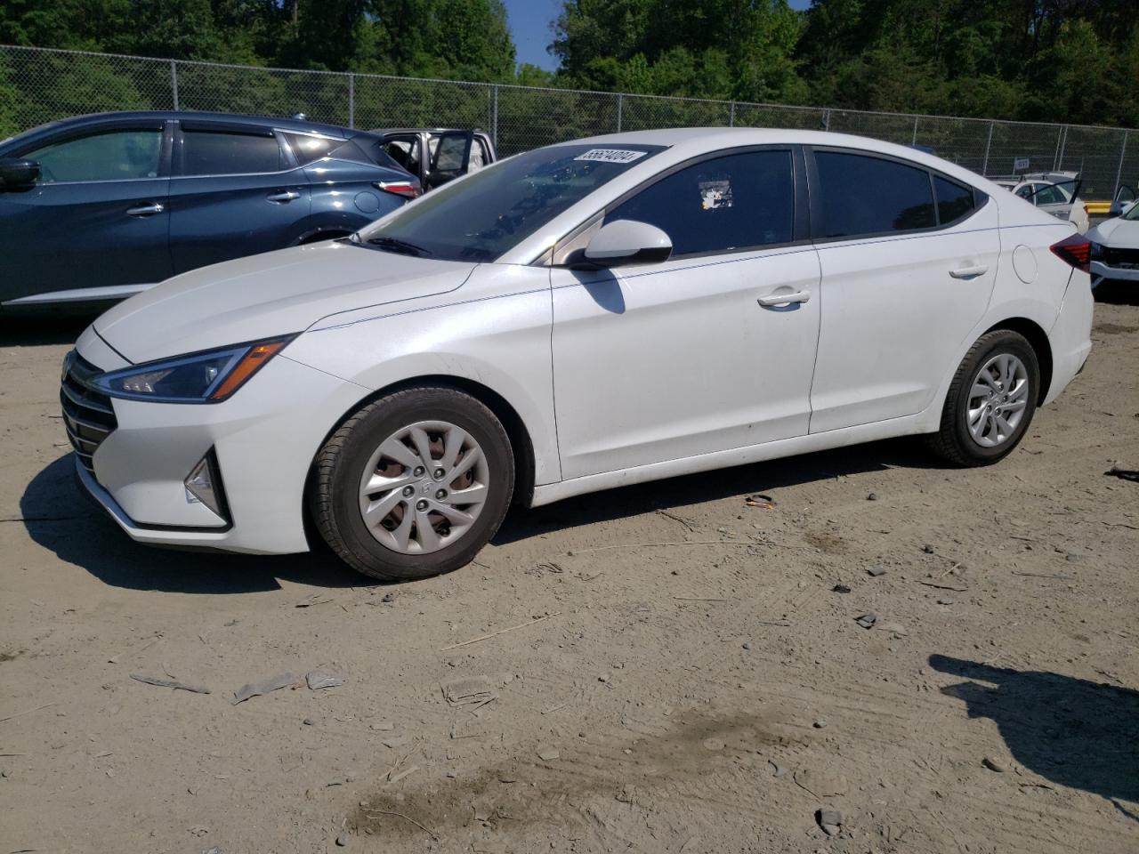 HYUNDAI ELANTRA 2019 5npd74lf2kh410454