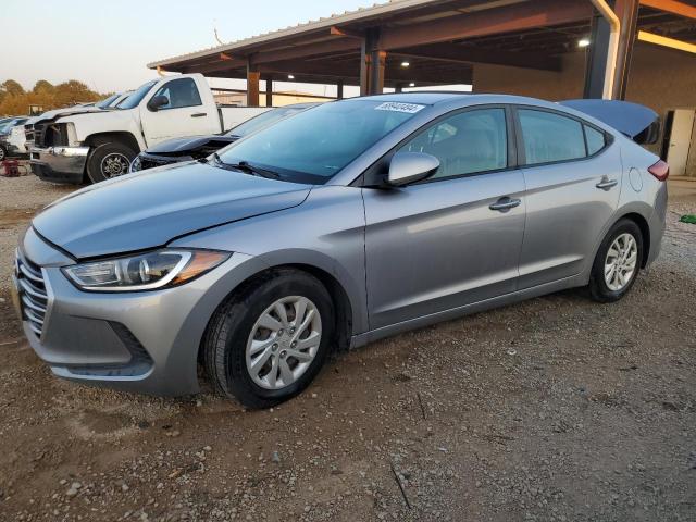 HYUNDAI ELANTRA SE 2017 5npd74lf3hh112360