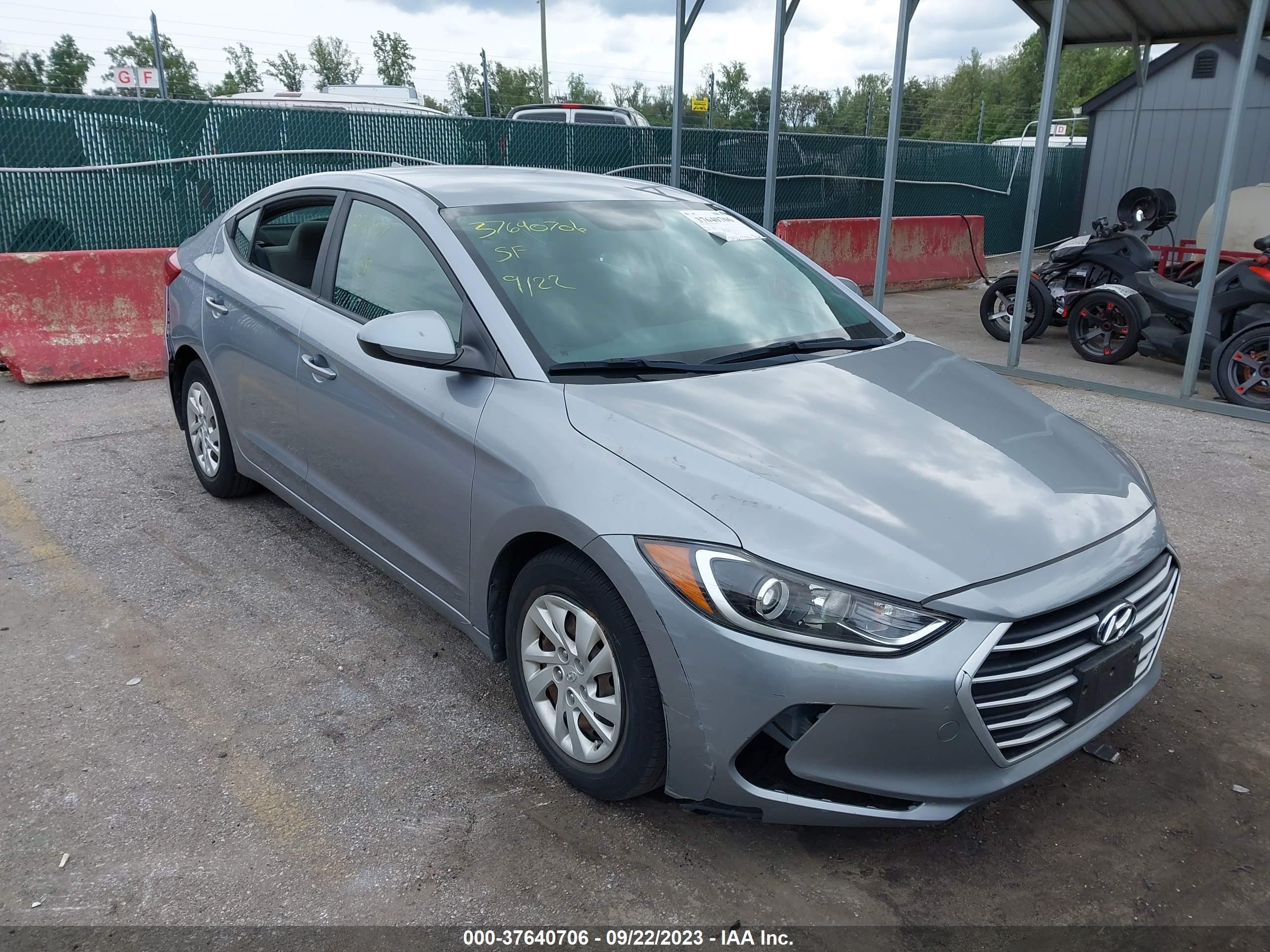 HYUNDAI ELANTRA 2017 5npd74lf3hh194087