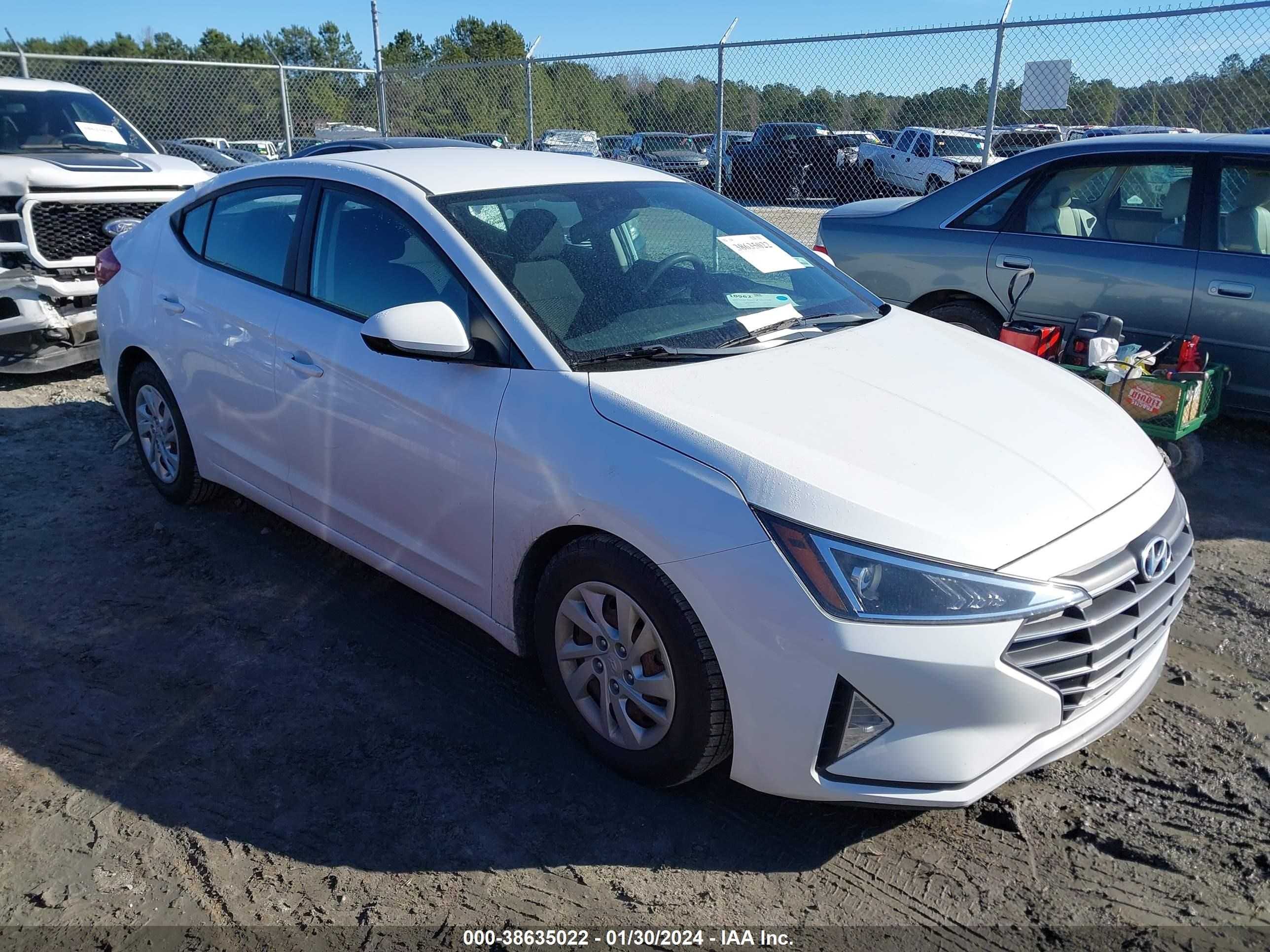 HYUNDAI ELANTRA 2019 5npd74lf3kh465110