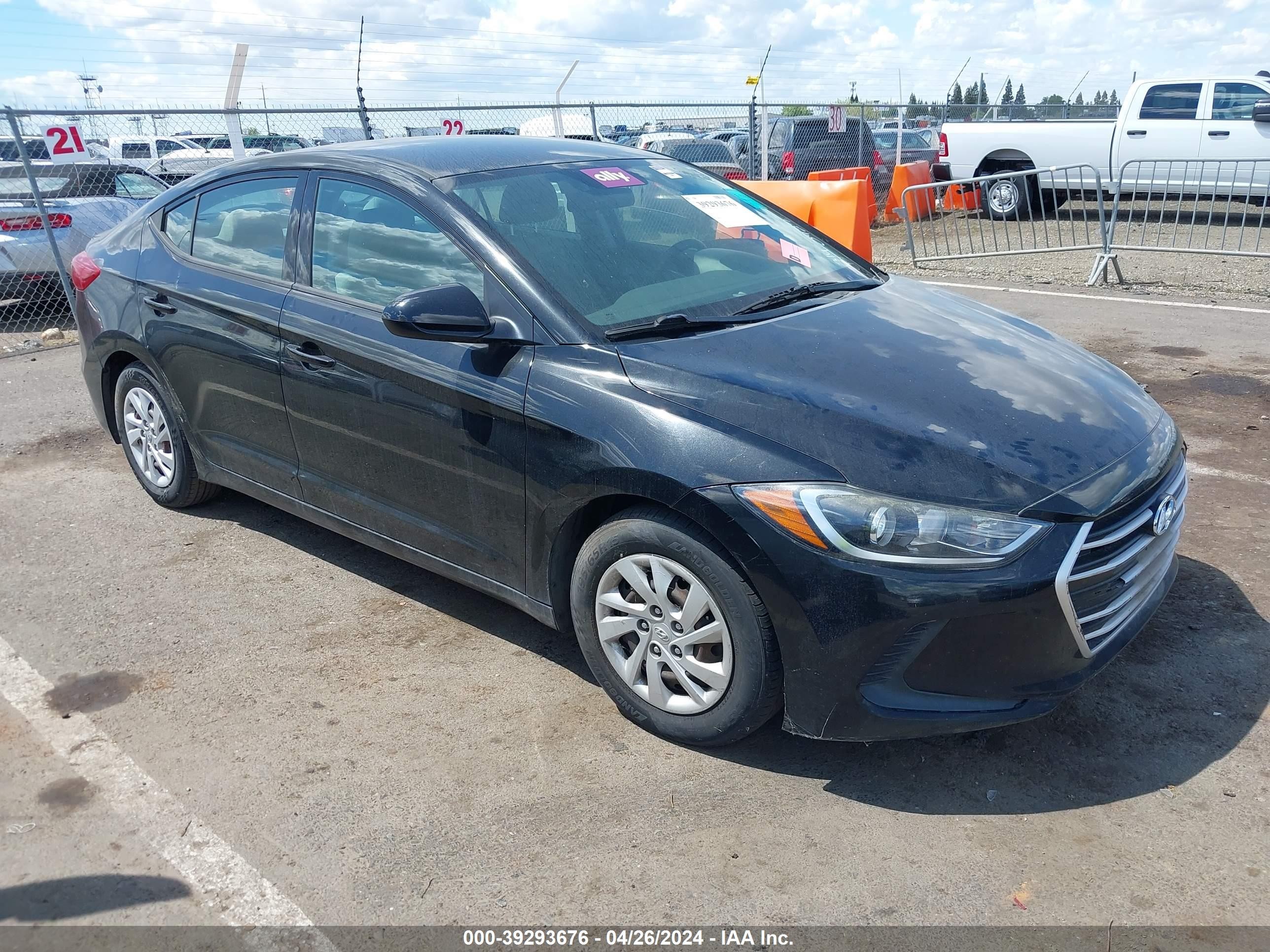 HYUNDAI ELANTRA 2017 5npd74lf4hh092703