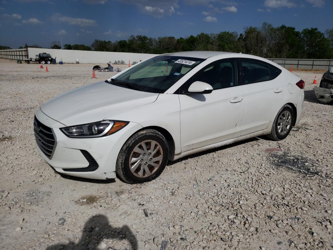 HYUNDAI ELANTRA 2017 5npd74lf4hh184281