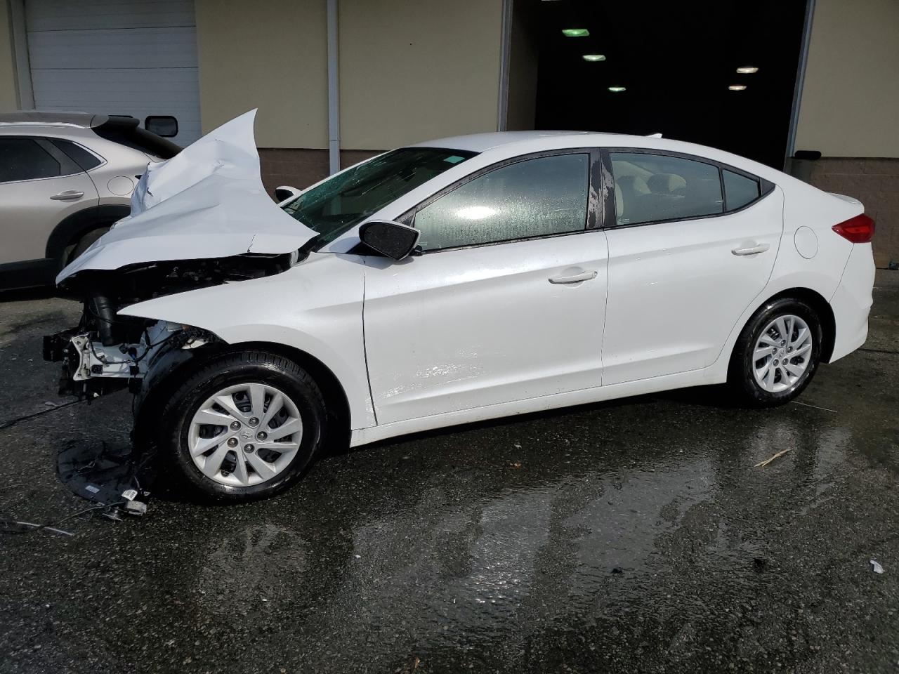 HYUNDAI ELANTRA 2018 5npd74lf4jh379318