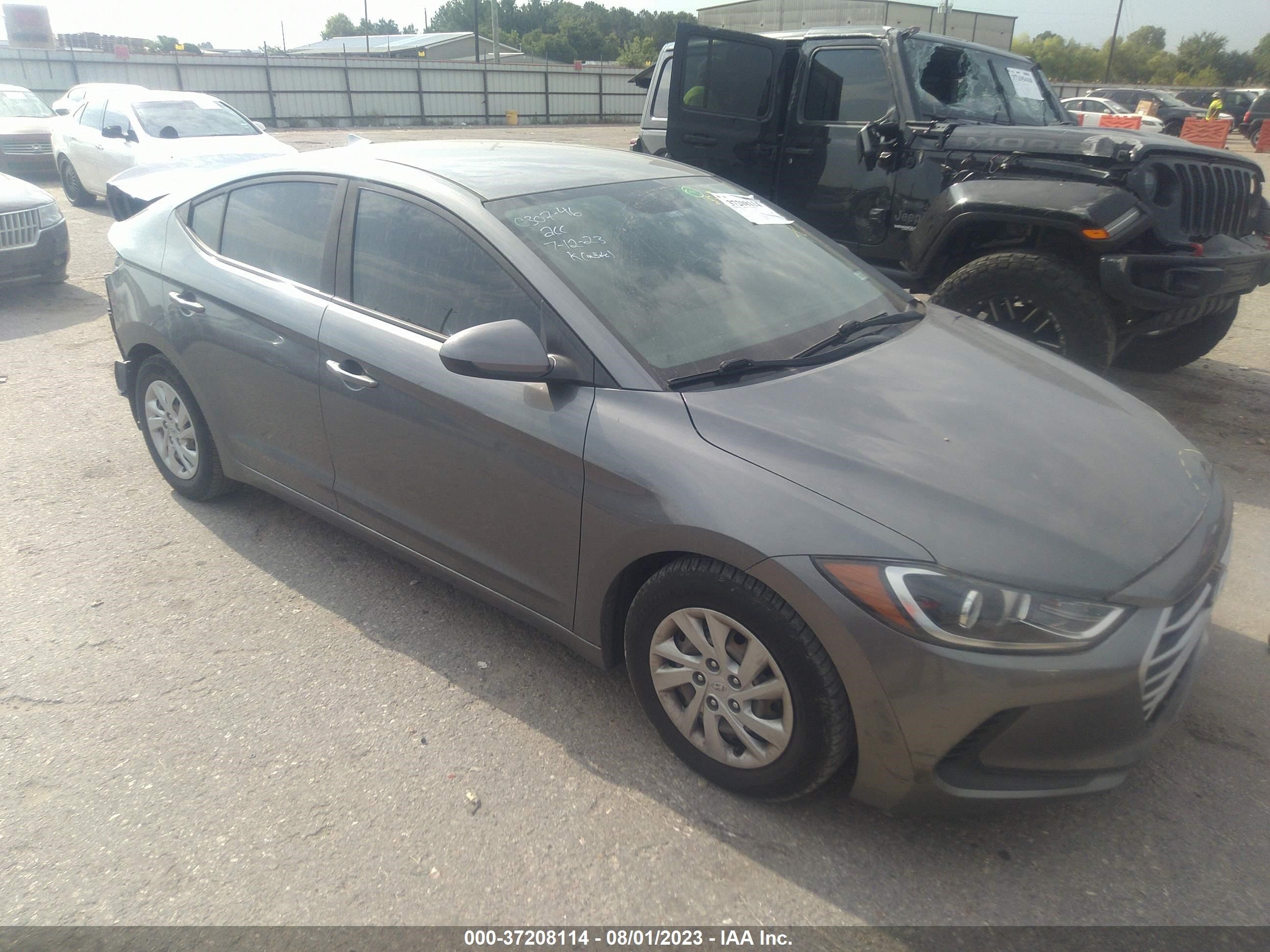 HYUNDAI ELANTRA 2018 5npd74lf4jh393641