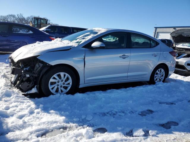 HYUNDAI ELANTRA SE 2019 5npd74lf4kh418040