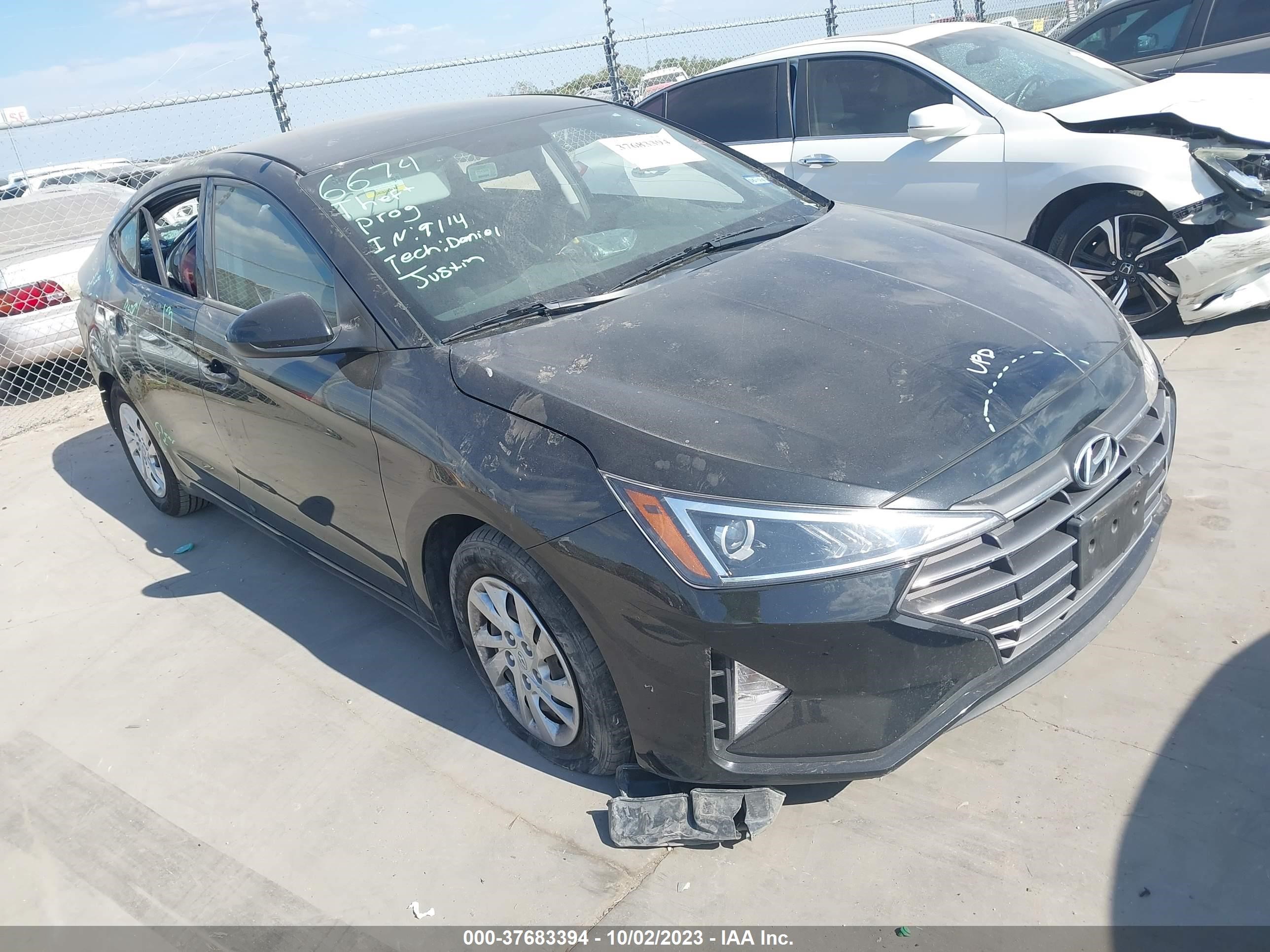 HYUNDAI ELANTRA 2019 5npd74lf4kh441284