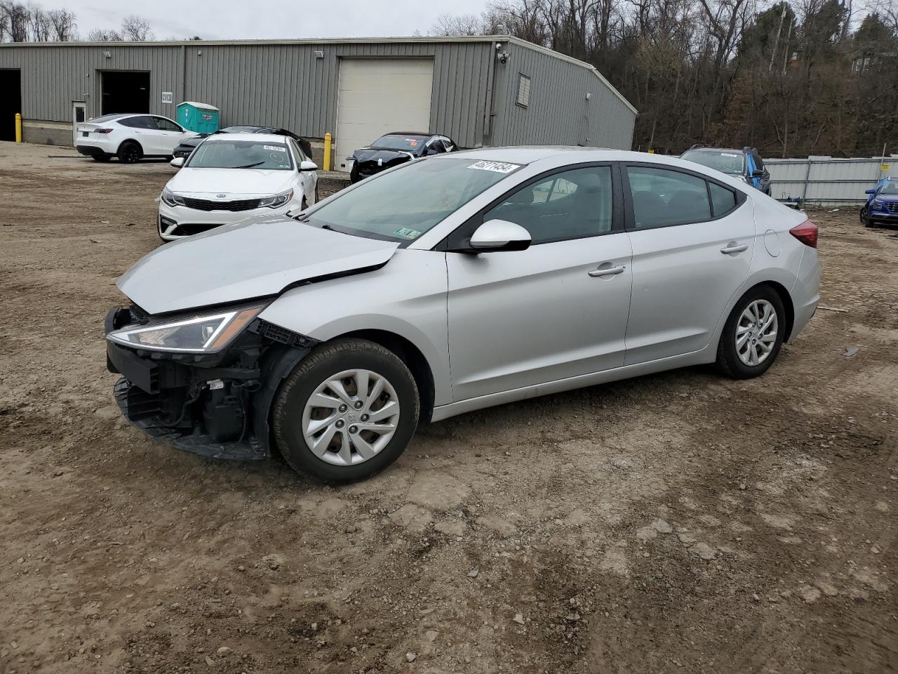 HYUNDAI ELANTRA 2019 5npd74lf4kh444282