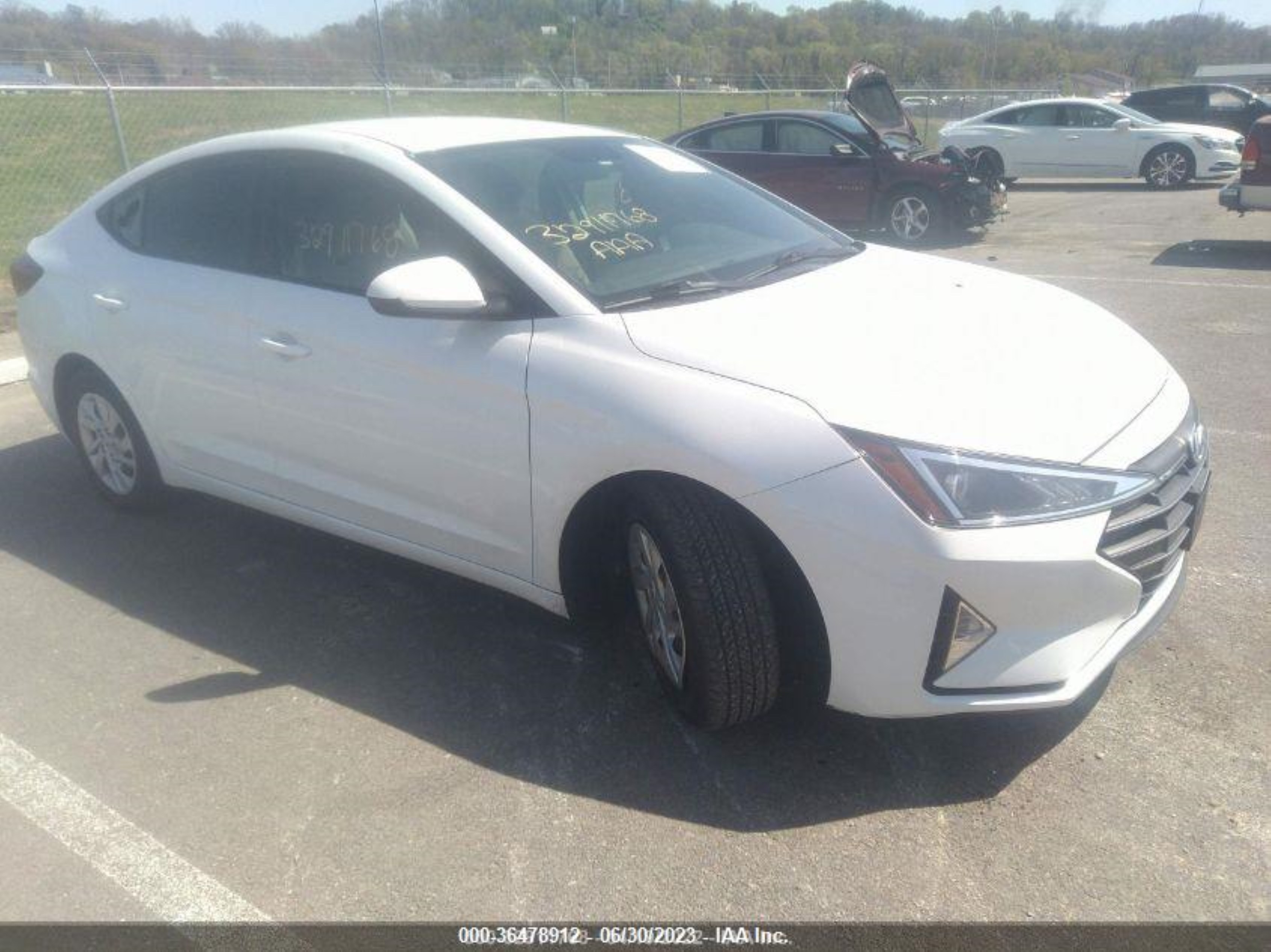 HYUNDAI ELANTRA 2019 5npd74lf4kh496754