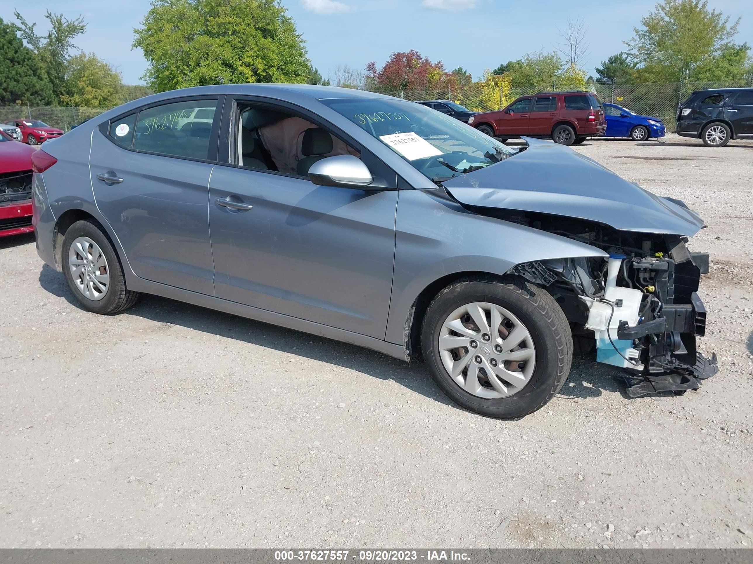 HYUNDAI ELANTRA 2017 5npd74lf5hh111372