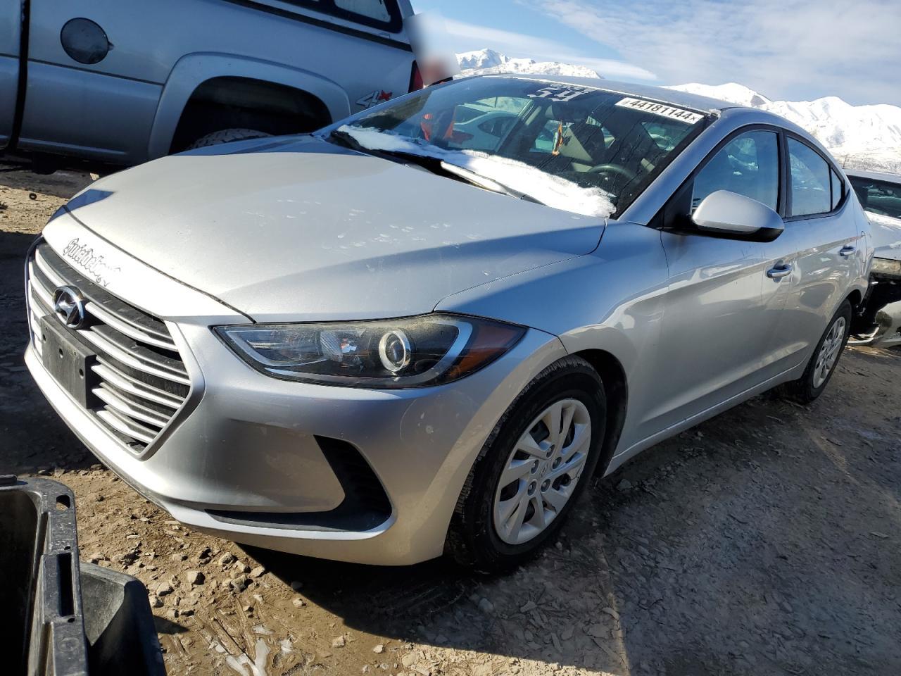 HYUNDAI ELANTRA 2017 5npd74lf5hh188792