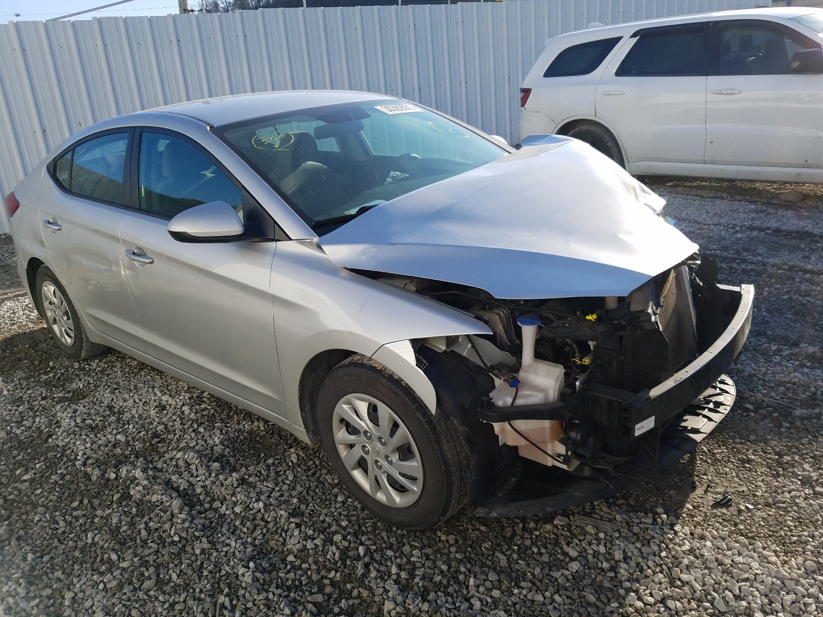 HYUNDAI ELANTRA SE 2018 5npd74lf5jh236135