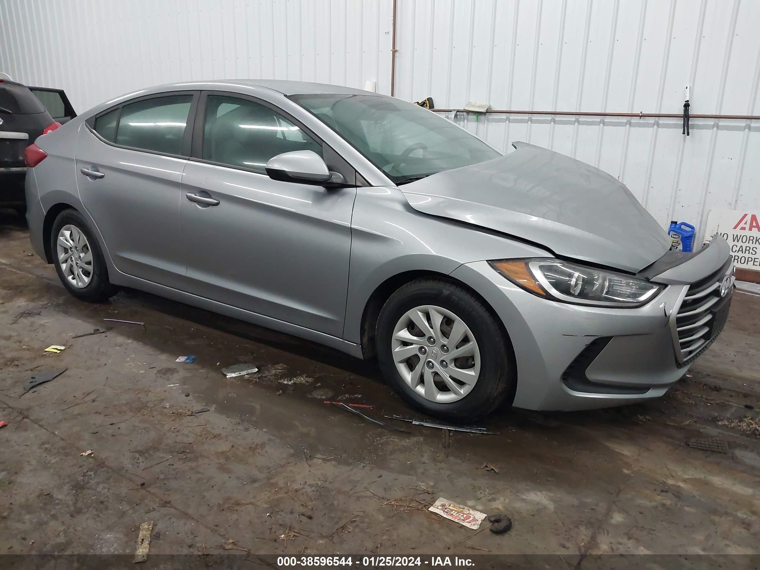 HYUNDAI ELANTRA 2017 5npd74lf6hh082514