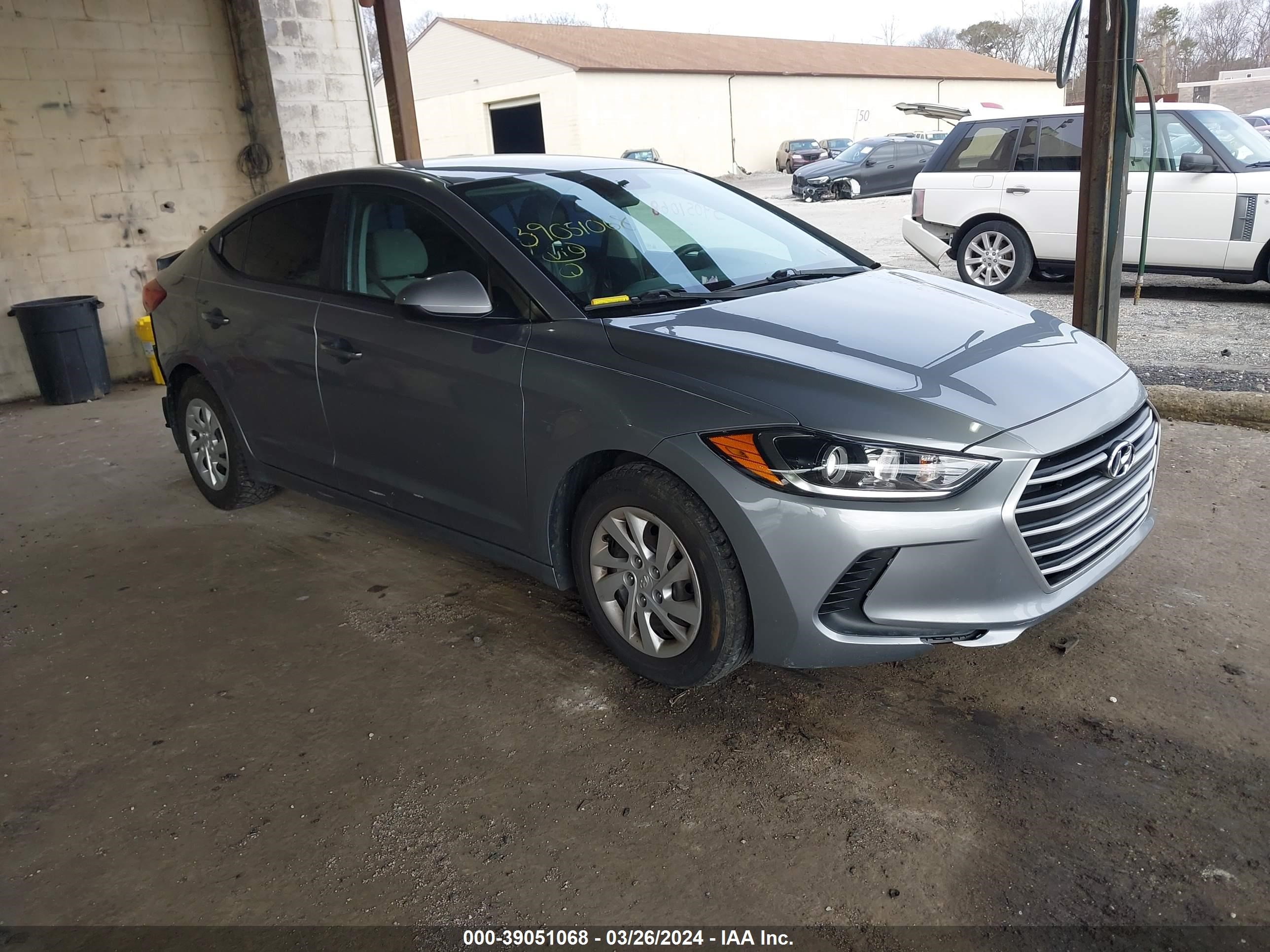 HYUNDAI ELANTRA 2017 5npd74lf6hh099054