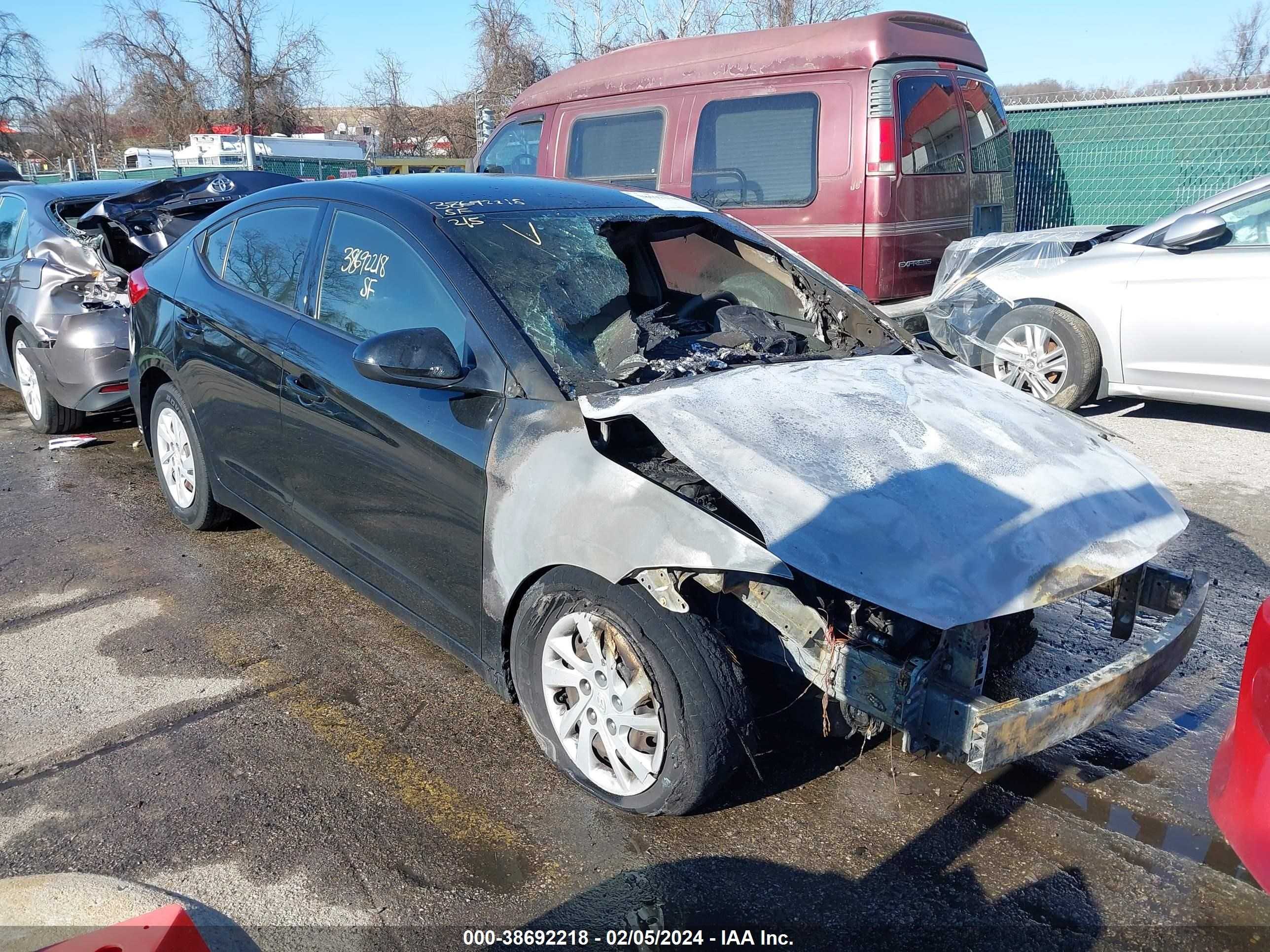 HYUNDAI ELANTRA 2017 5npd74lf6hh111770