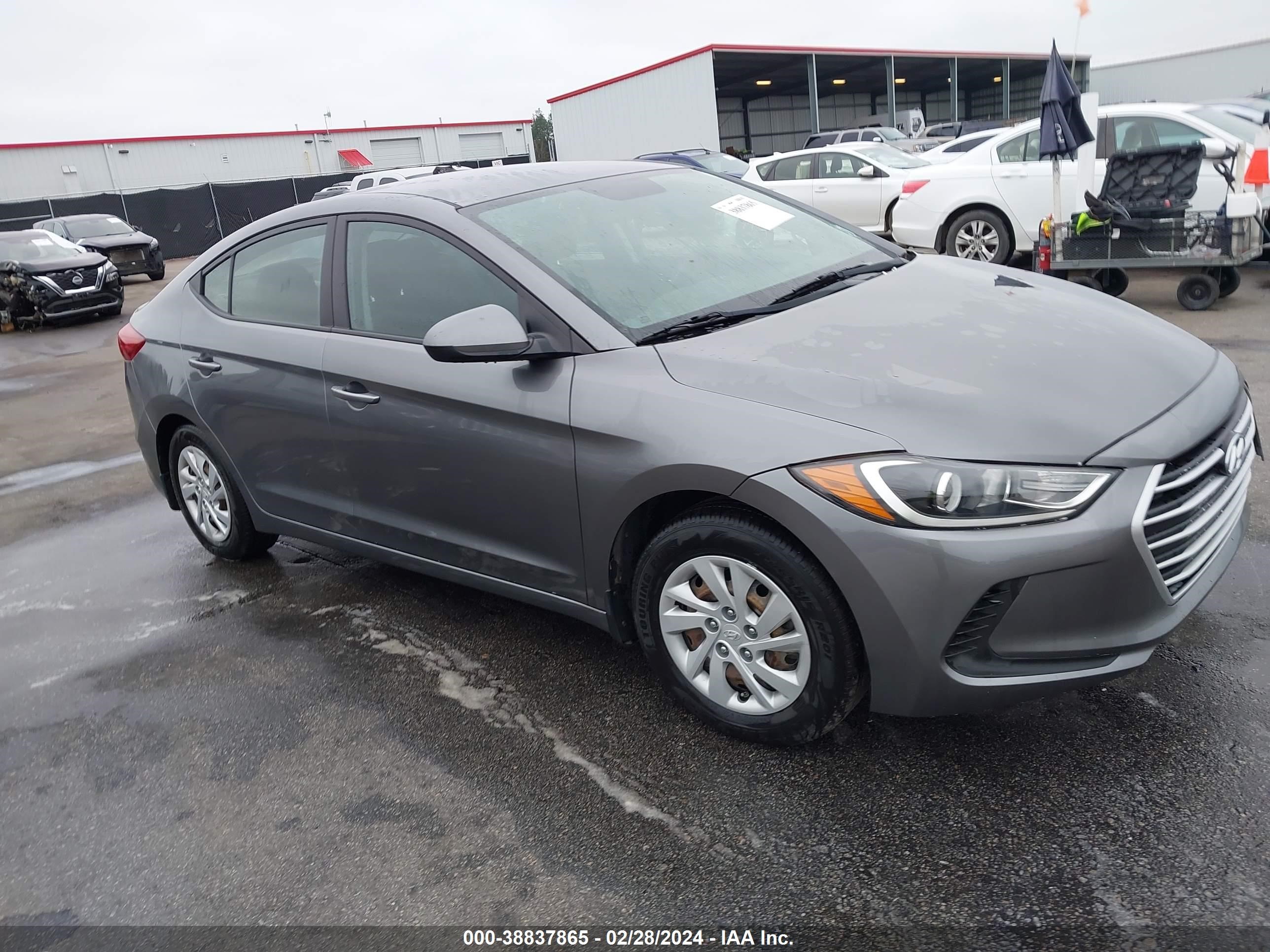 HYUNDAI ELANTRA 2018 5npd74lf6jh366991