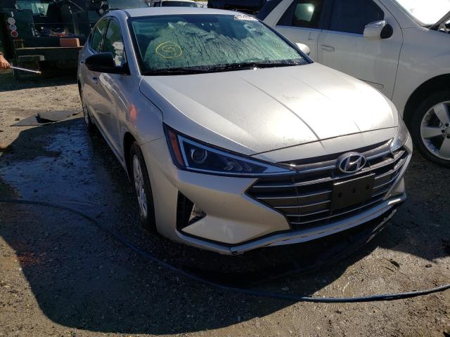 HYUNDAI ELANTRA SE 2019 5npd74lf6kh417312