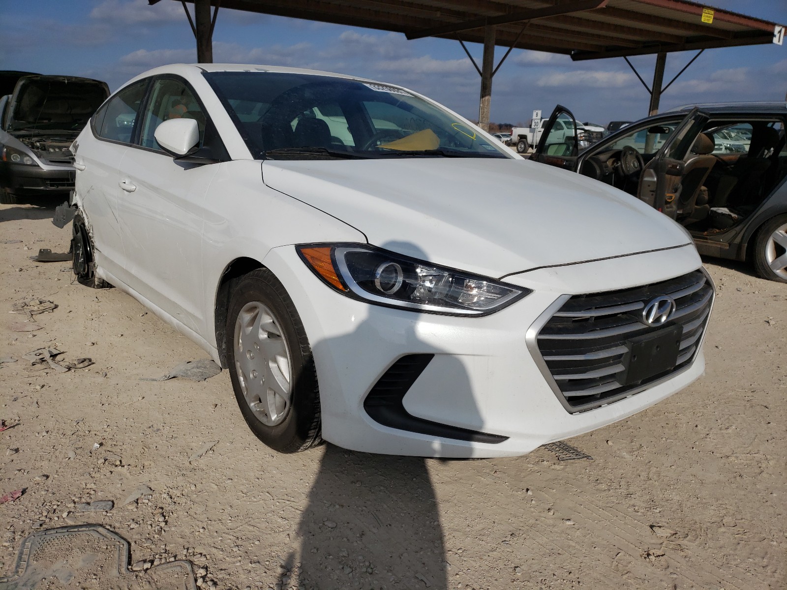 HYUNDAI ELANTRA SE 2017 5npd74lf7hh171475