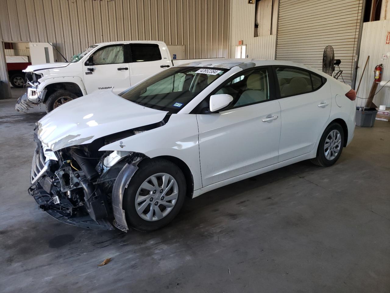 HYUNDAI ELANTRA 2018 5npd74lf7jh241501