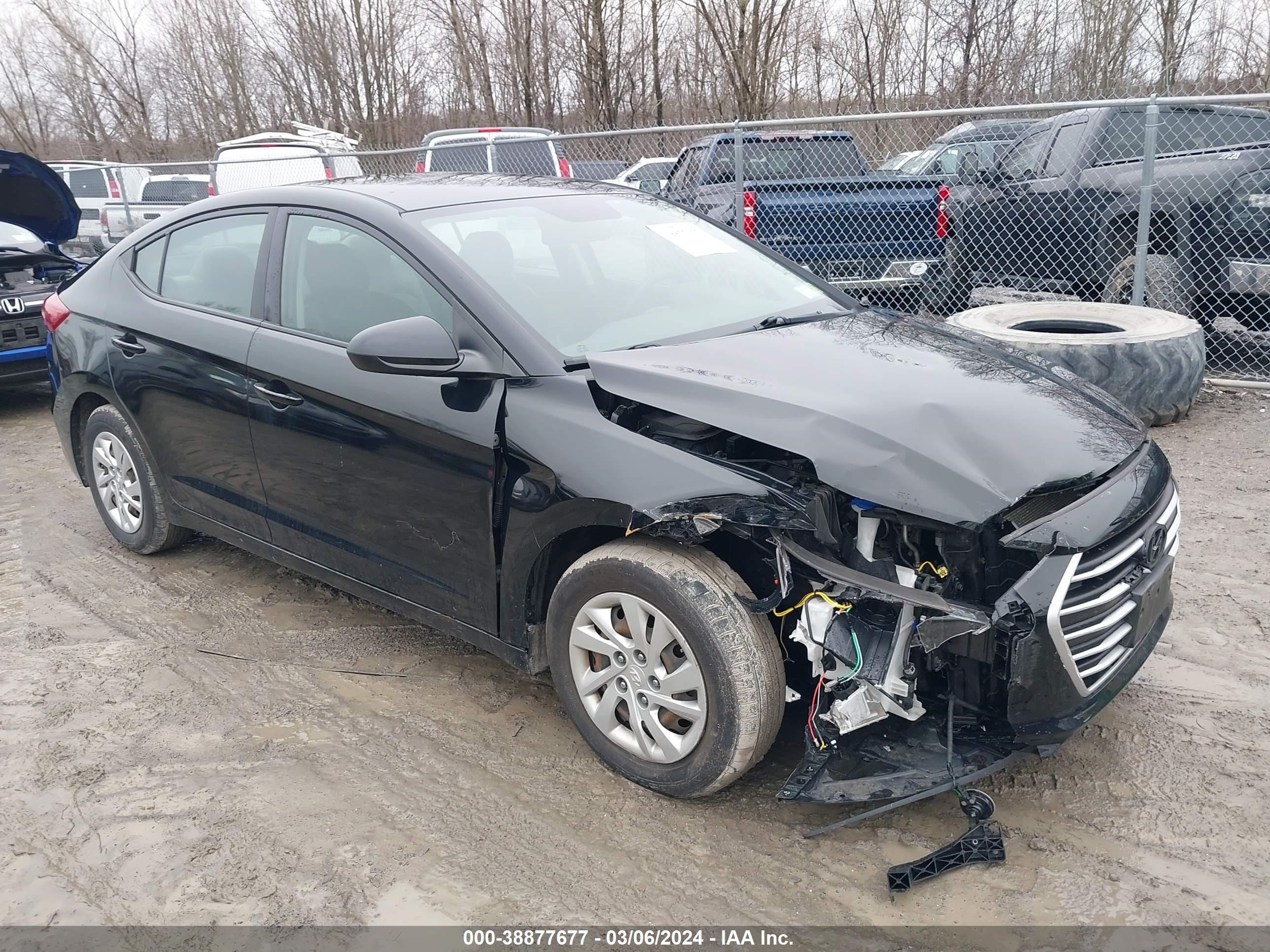 HYUNDAI ELANTRA 2018 5npd74lf7jh274854