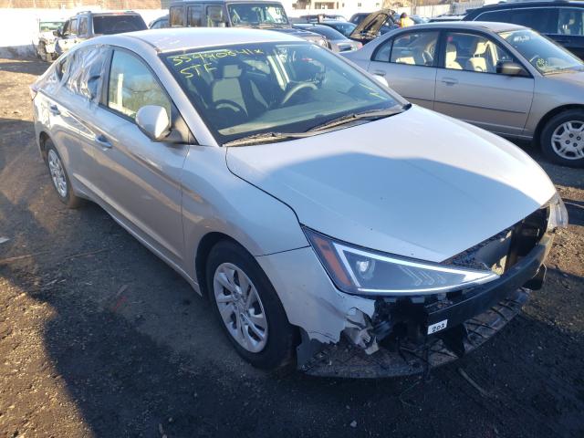 HYUNDAI ELANTRA SE 2019 5npd74lf7kh453302