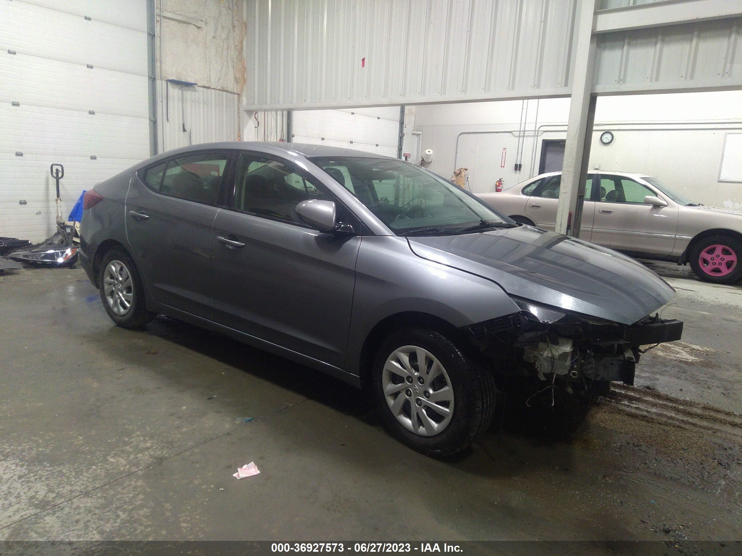 HYUNDAI ELANTRA 2019 5npd74lf7kh470679