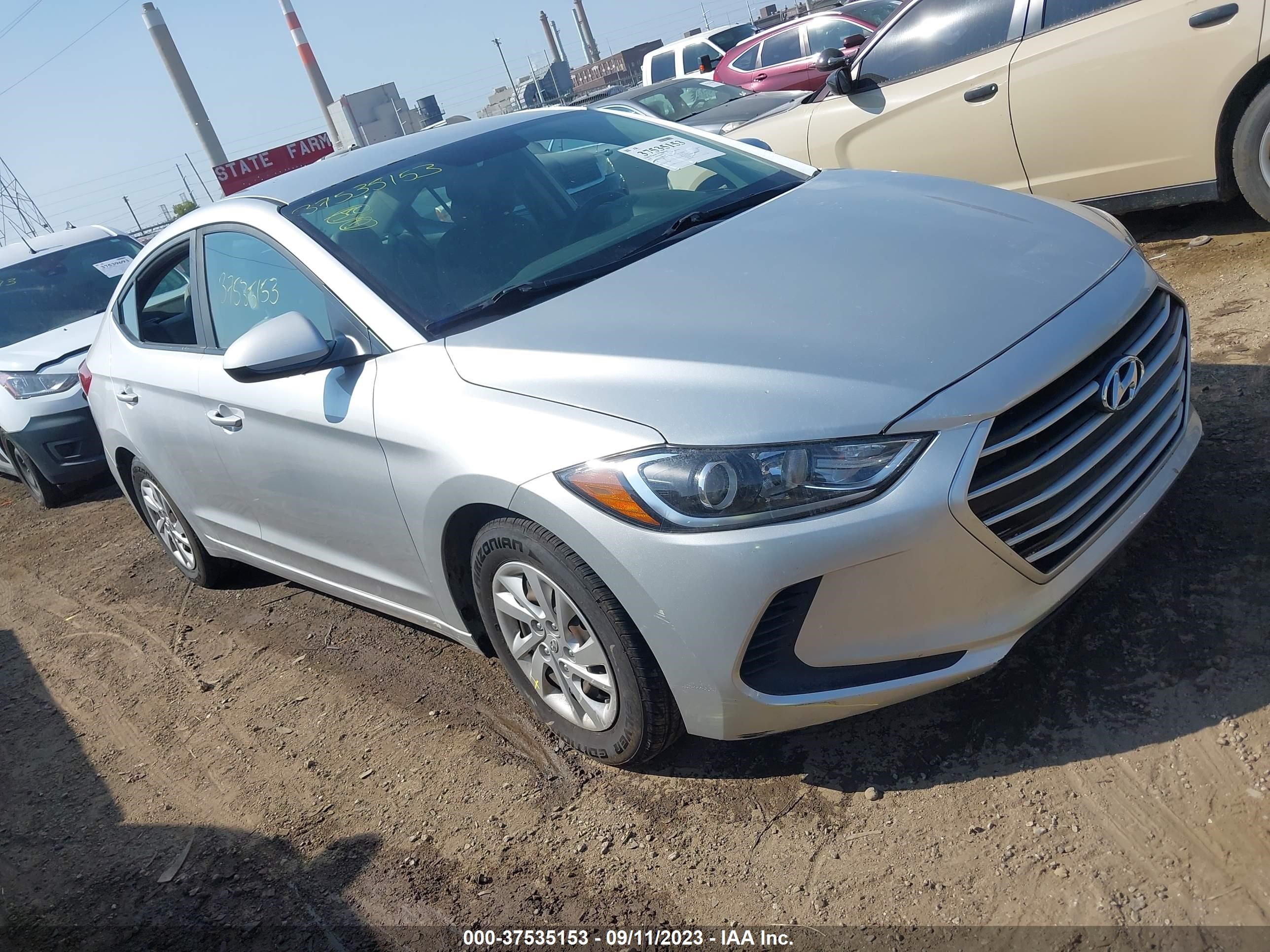 HYUNDAI ELANTRA 2018 5npd74lf8jh229096