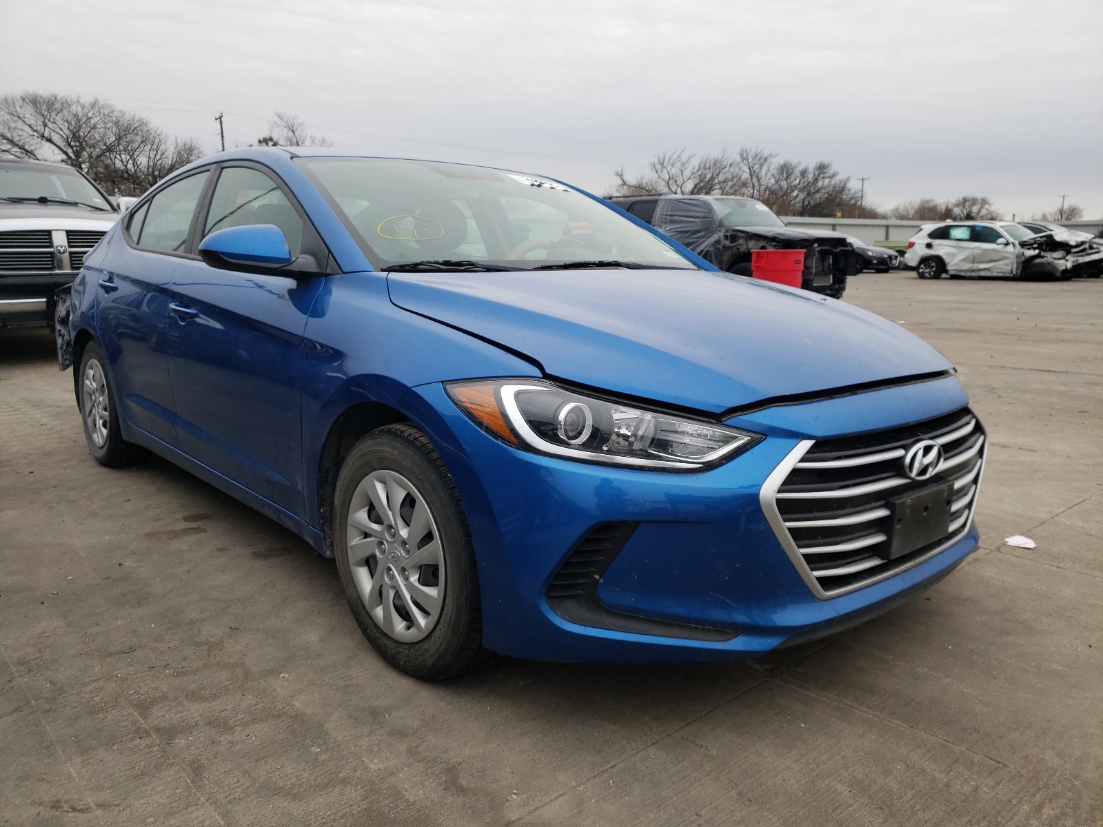 HYUNDAI ELANTRA SE 2018 5npd74lf8jh283644