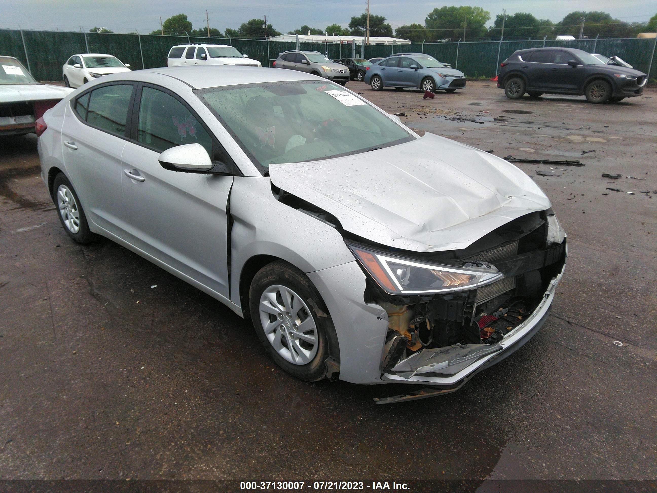 HYUNDAI ELANTRA 2019 5npd74lf8kh475065