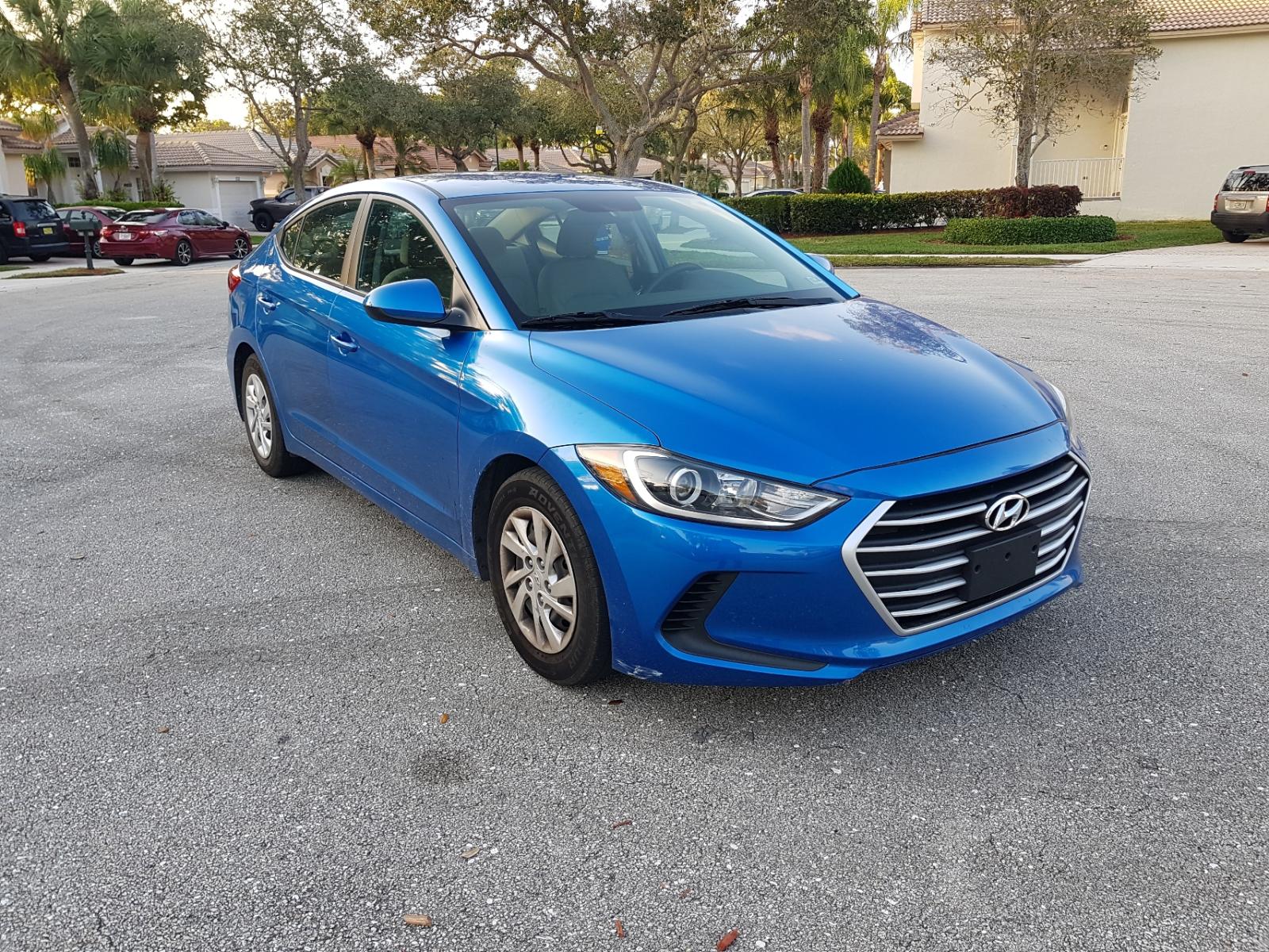 HYUNDAI ELANTRA SE 2017 5npd74lf9hh113187