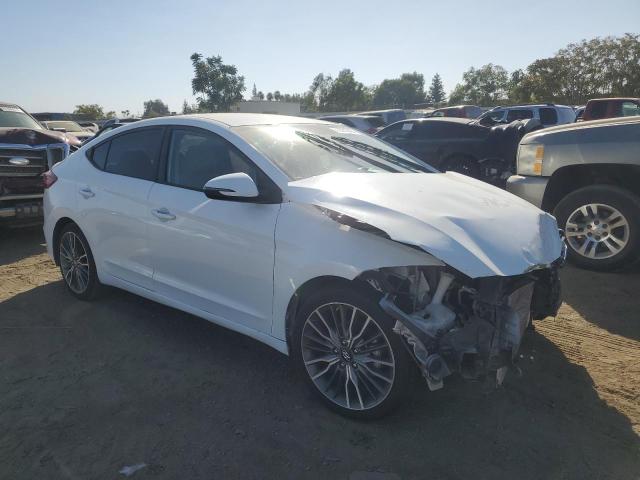 HYUNDAI ELANTRA 2017 5npd74lf9hh189654