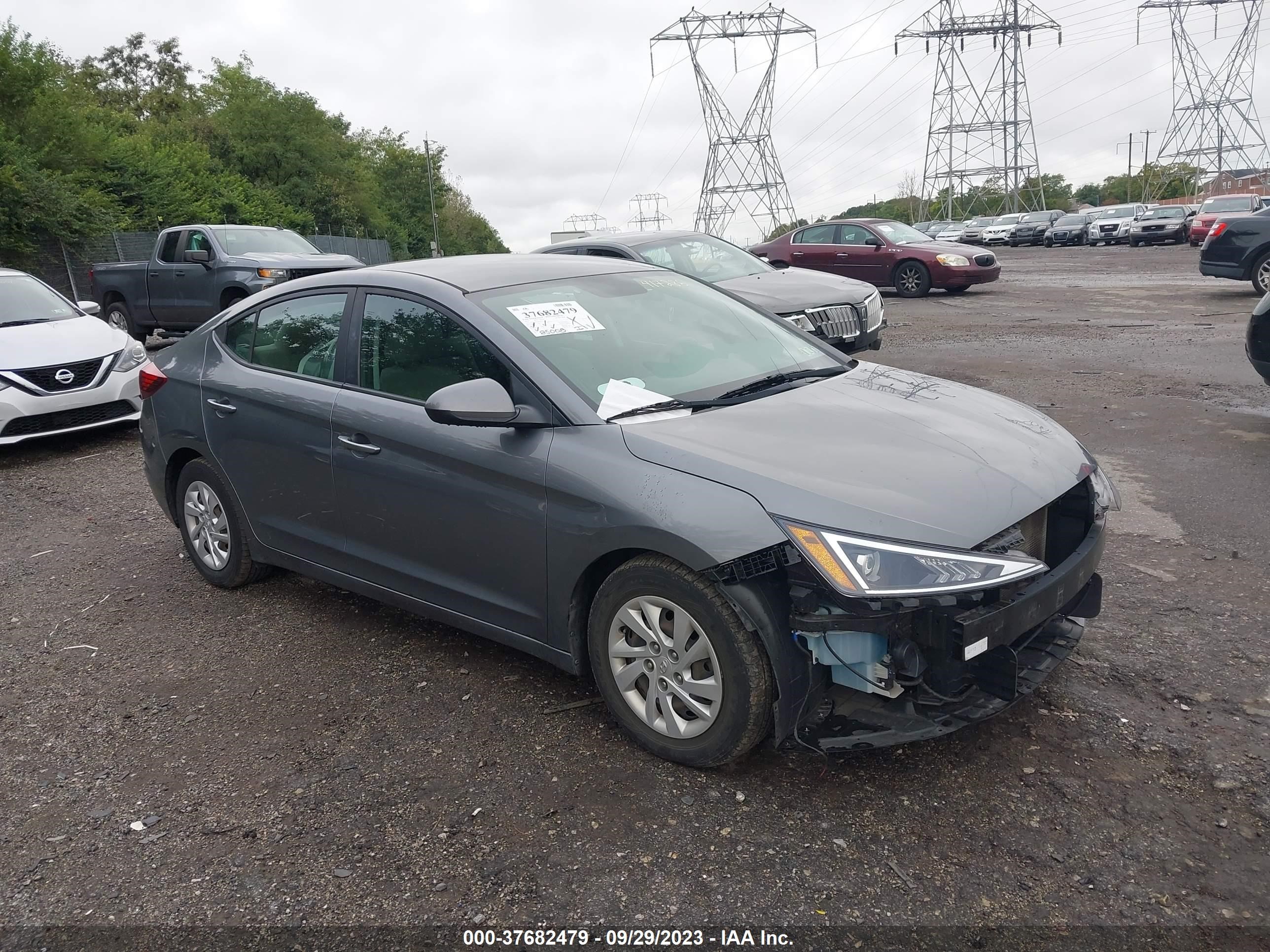 HYUNDAI ELANTRA 2019 5npd74lf9kh417286