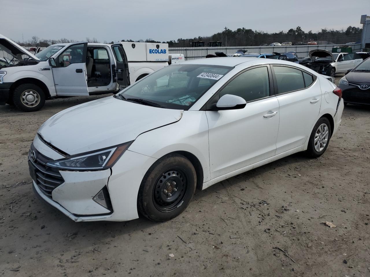 HYUNDAI ELANTRA 2019 5npd74lfxkh421170