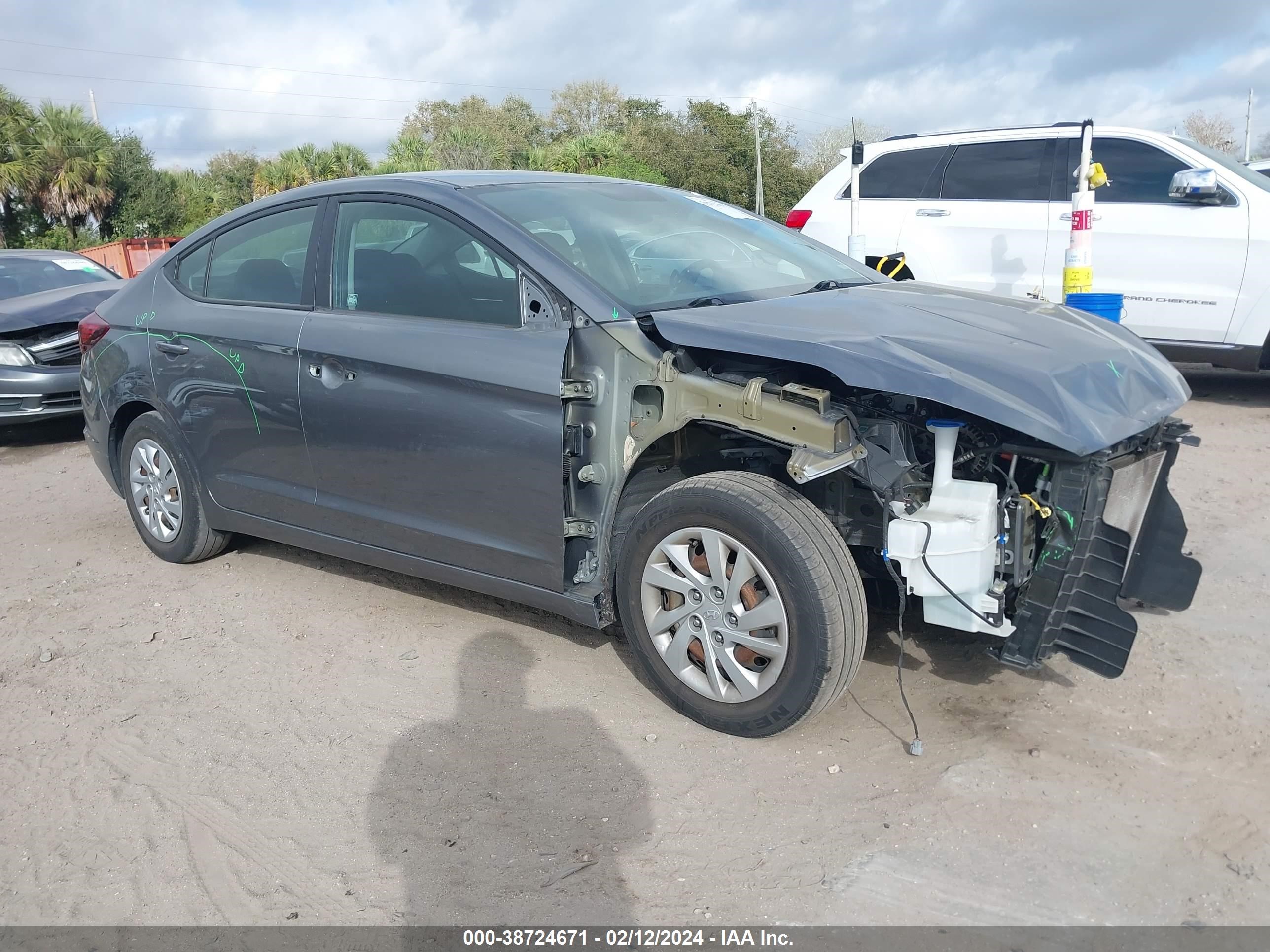 HYUNDAI ELANTRA 2019 5npd74lfxkh493860