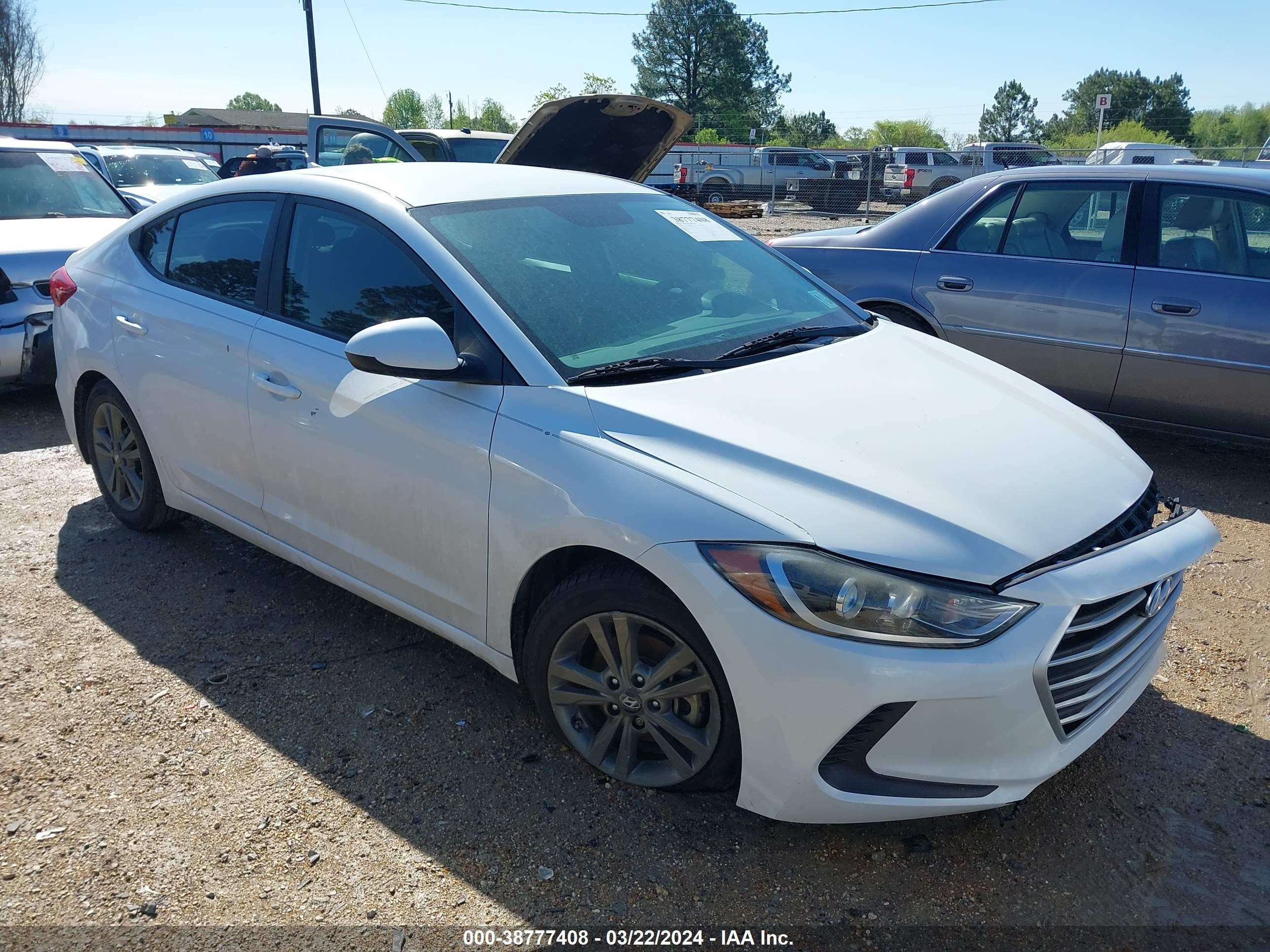 HYUNDAI ELANTRA 2017 5npd84lf0hh016733