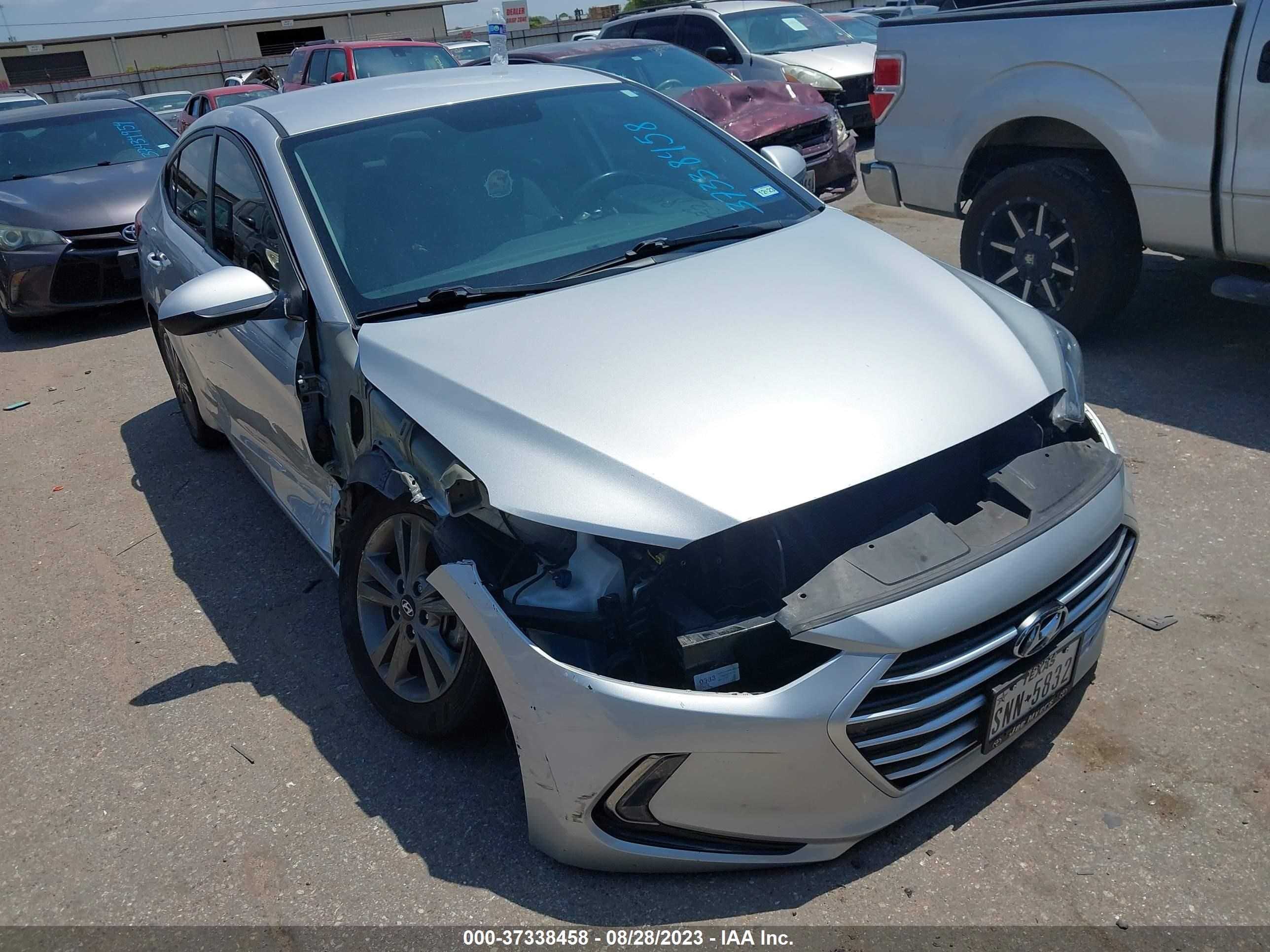 HYUNDAI ELANTRA 2017 5npd84lf0hh023651