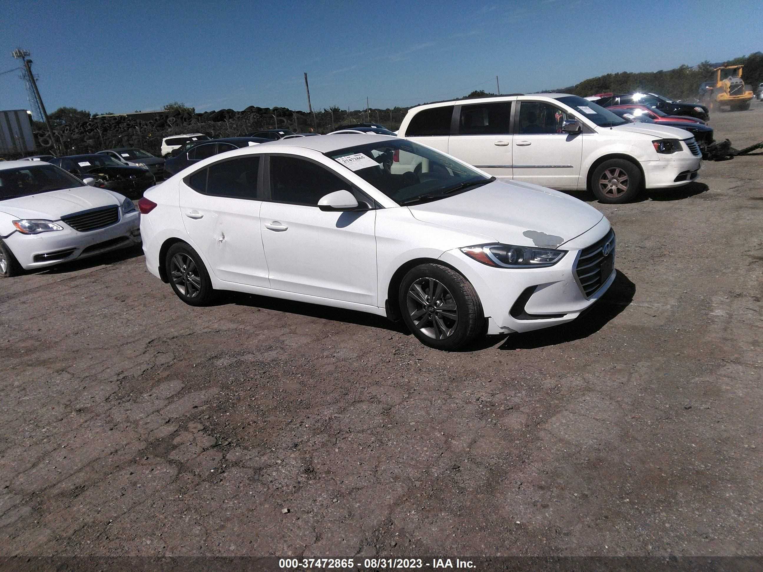 HYUNDAI ELANTRA 2017 5npd84lf0hh033189