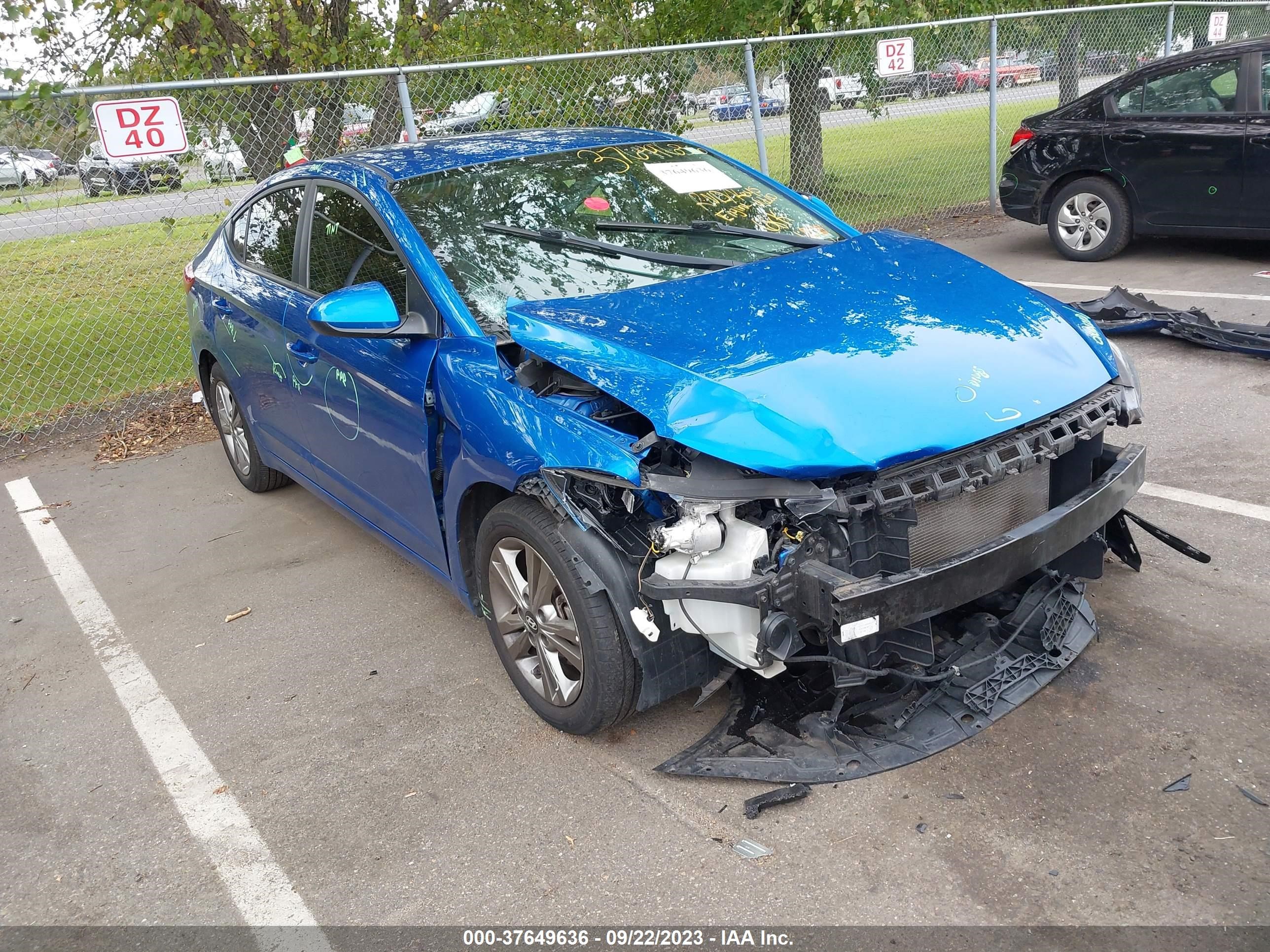 HYUNDAI ELANTRA 2017 5npd84lf0hh179303