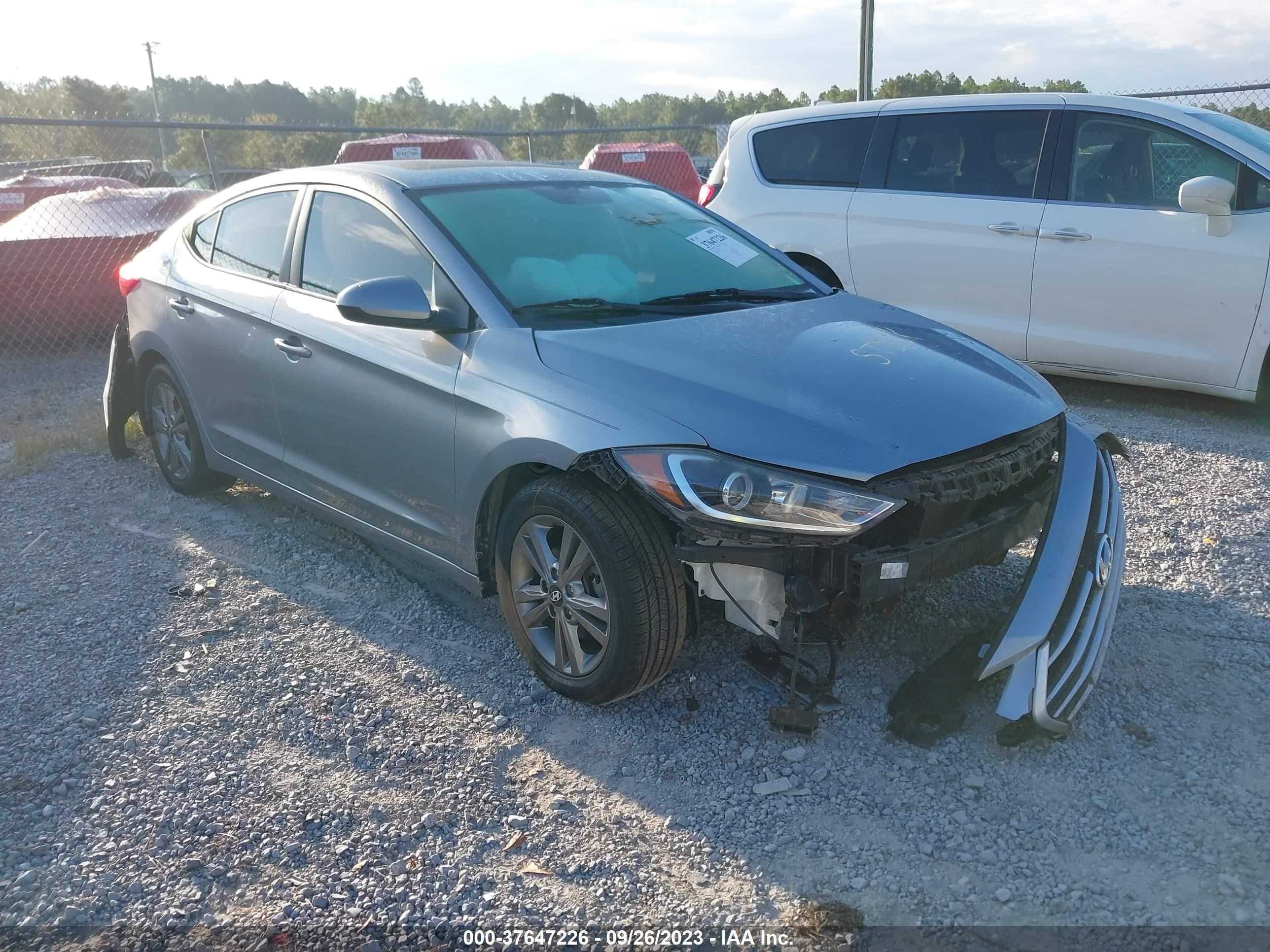 HYUNDAI ELANTRA 2017 5npd84lf0hh203292